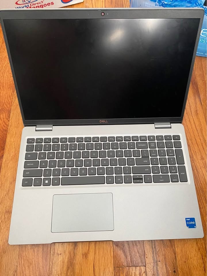 Dell Precision 3570 15.6″ i5-12th Gen 32GB RAM 256GB SSD NVIDIA GPU Win 11 Pro