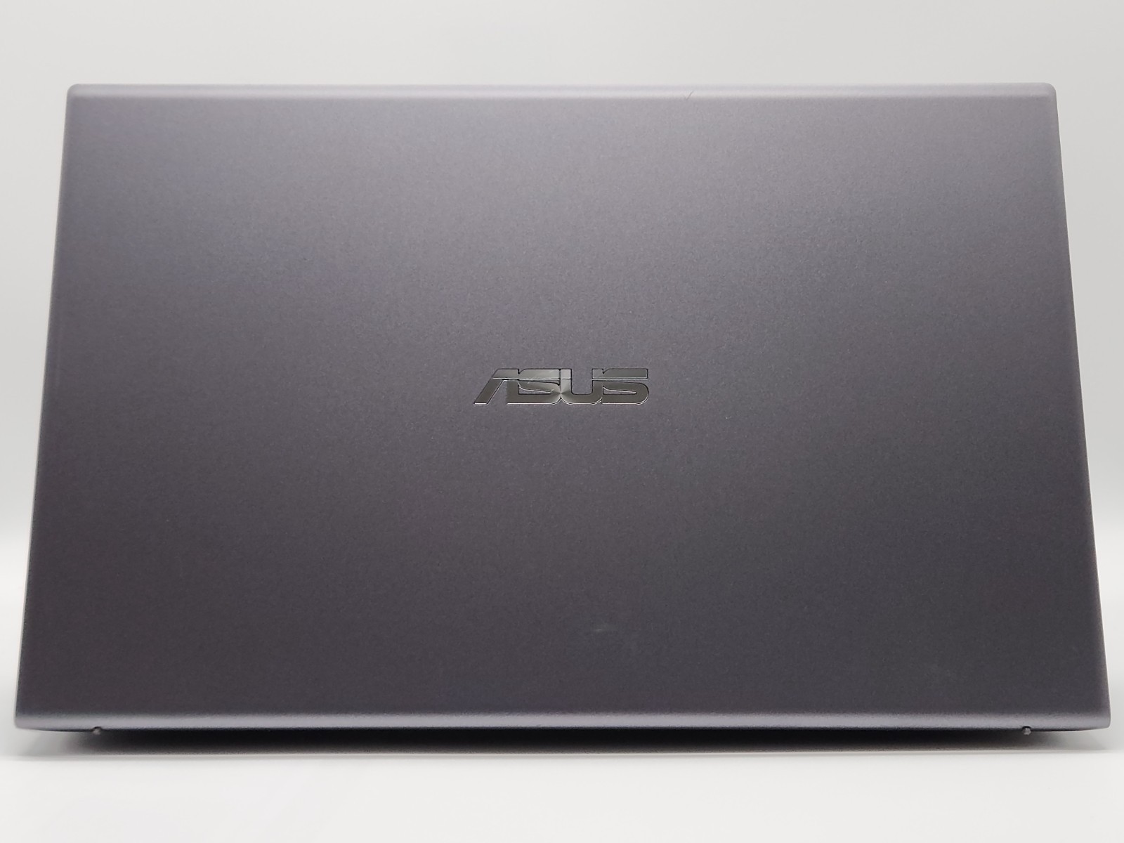 ASUS Vivobook 15 F512DA, AMD Ryzen 3 3200U, 12GB RAM, 512 SSD, Win 11 home