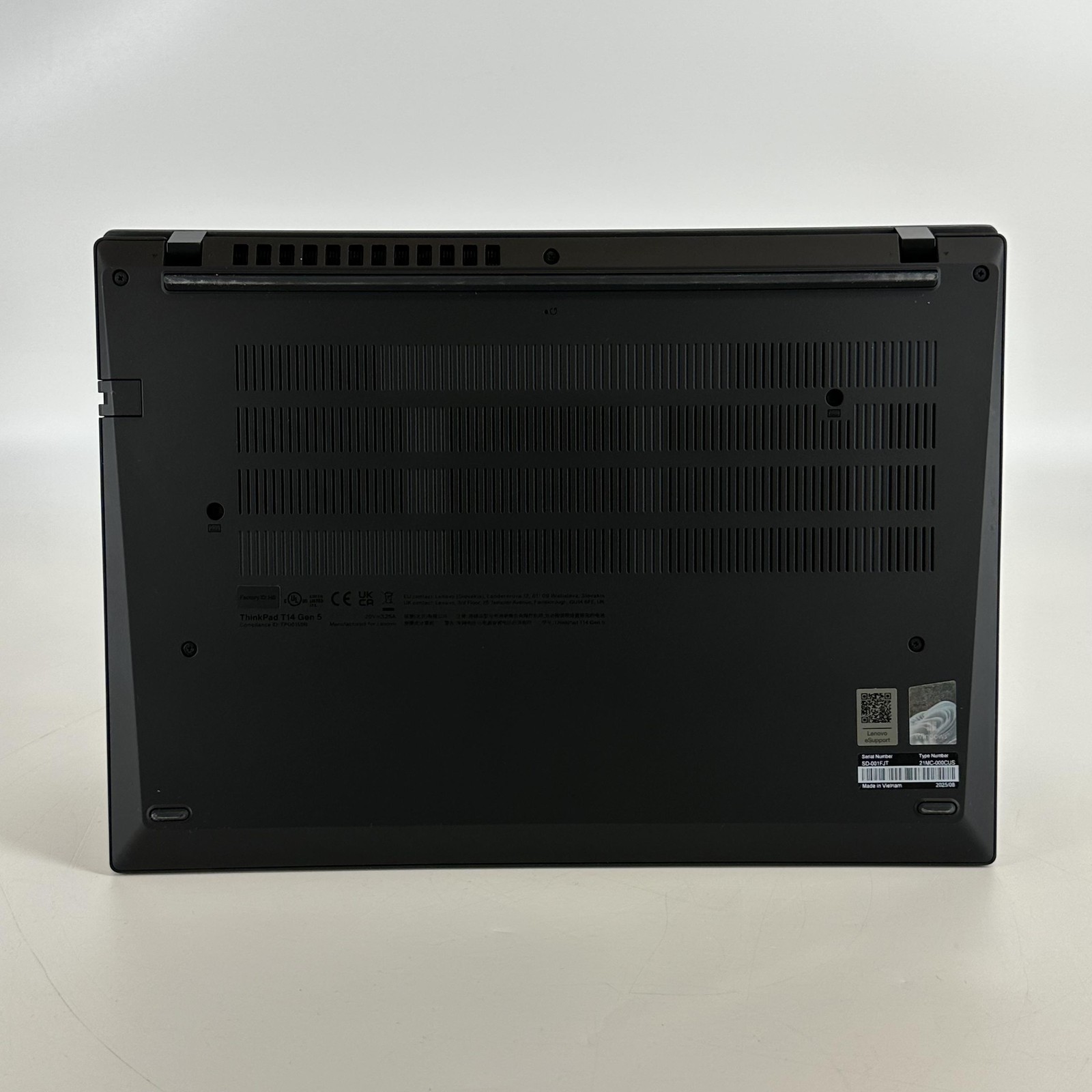 Lenovo ThinkPad T14 Gen 5 Gray FHD+ 3.3 GHz Ryzen 7 PRO 8840U 16GB 512GB SSD