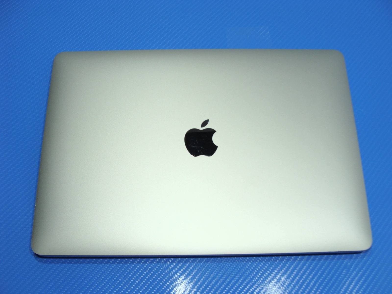 Apple MacBook Pro A2338 (2020) 13.3″ M1 8CPU/8GPU 3.2GHz 8GB 256GB SSD +Charger