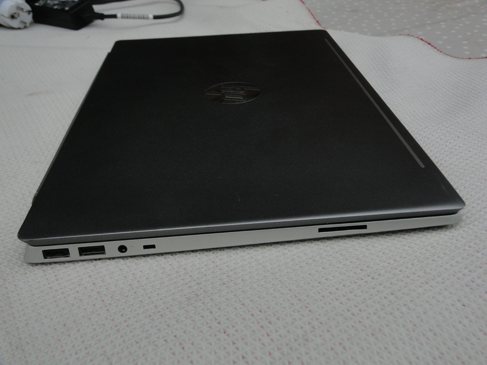 HP PAVILLION 14 CE0022TU I5-8250U 4GB DDR4 2400 RAM 256GB SSD