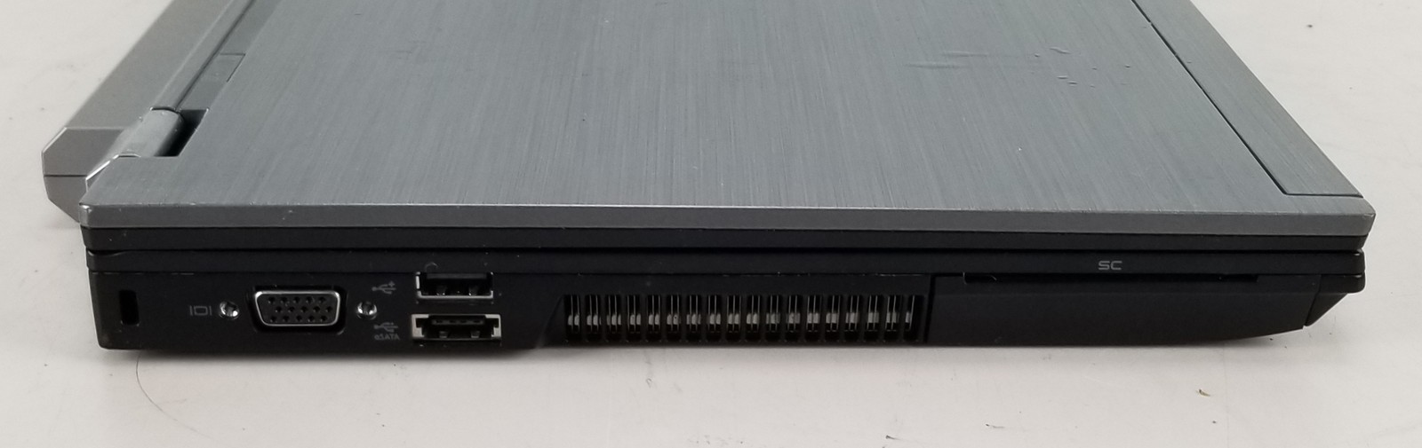 Dell Latitude E6410 Intel Core i5-M560 @ 2.67GHz 4GB 500GB HDD Intel GMA WIN 10