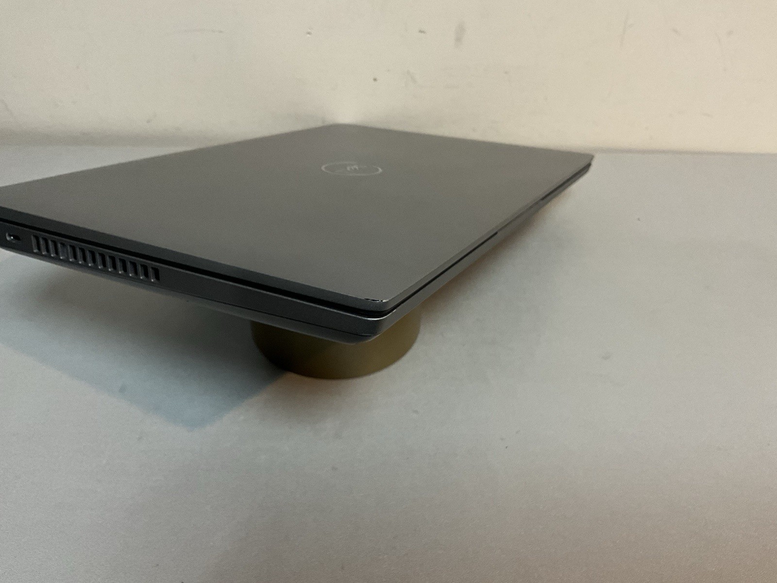 Dell Precision 3470 Used 14″ i5-1250P, 16GB RAM, 512GB SSD Windows 11 Pro