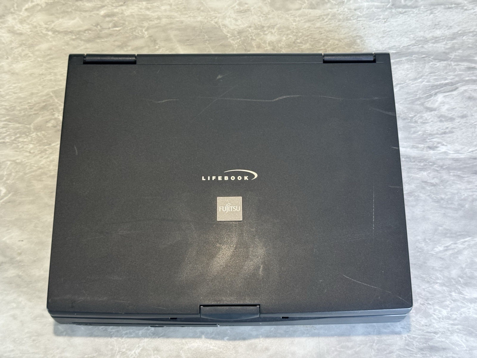 Fujitsu LifeBook C340 Laptop Intel Pentium II 32mb RAM 3gb HDD Windows 98