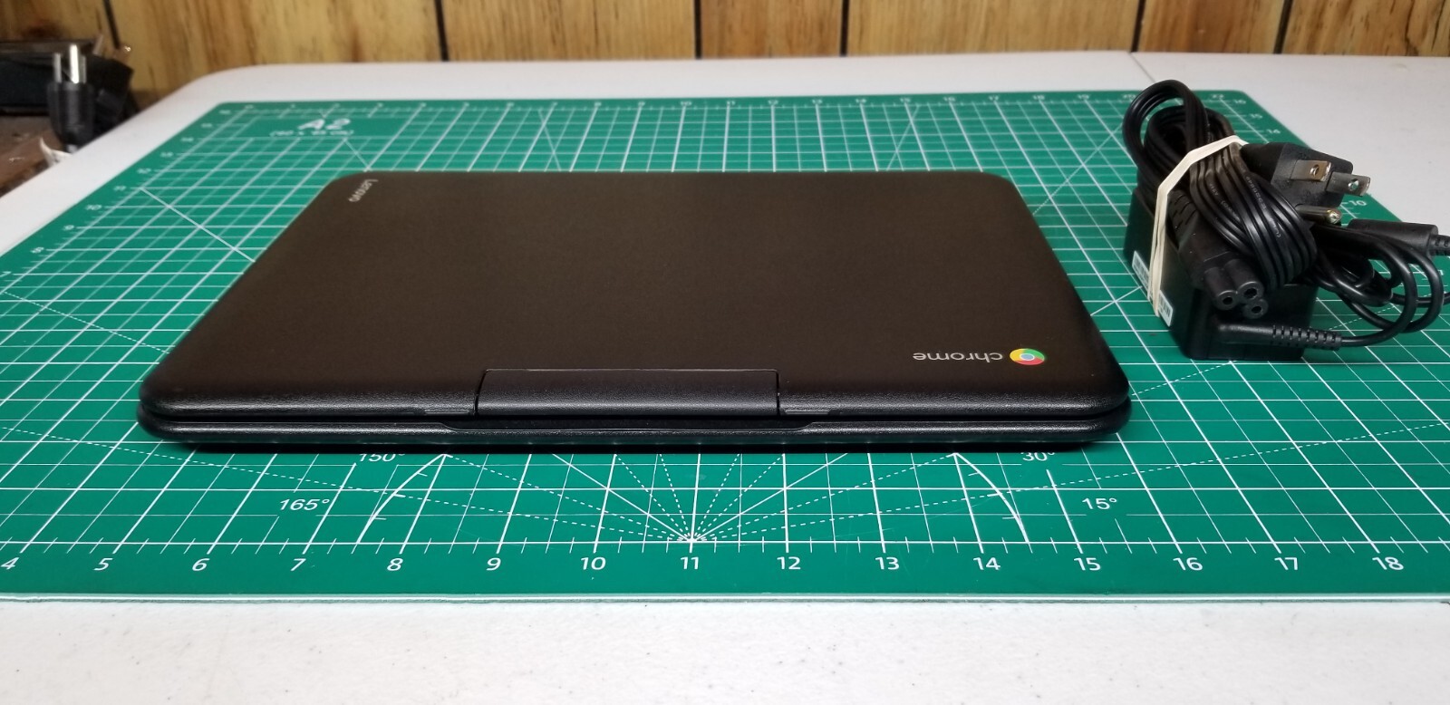 11.6″ Lenovo Chromebook N22 @1.6GHz 16GB SSD 4GB DDR3 w/oem lenovo Charger Cord