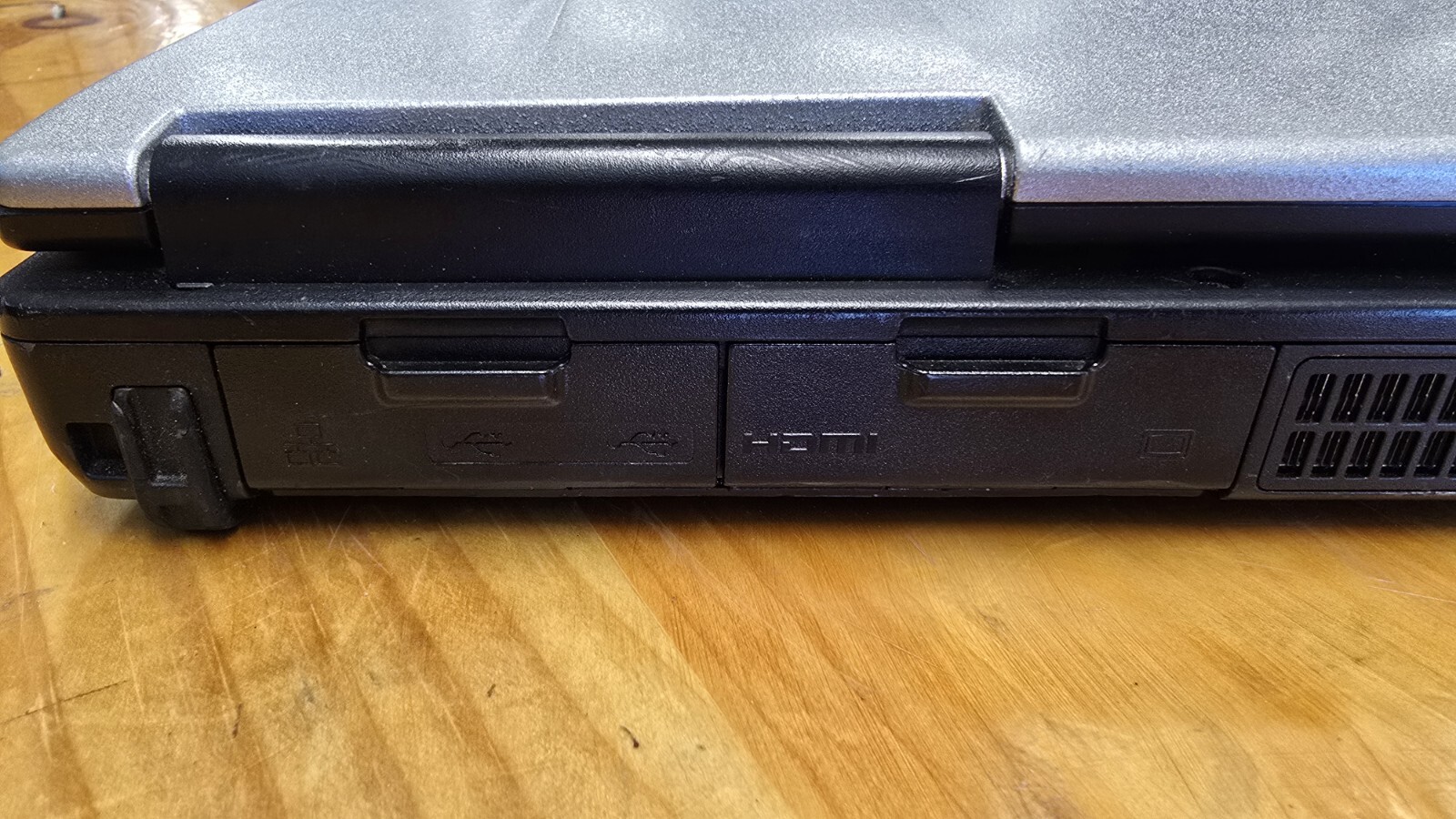 Panasonic Toughbook CF 53 Core i5 3340M 2.70GHz 8GB RAM NO SSD Win 10 Pro