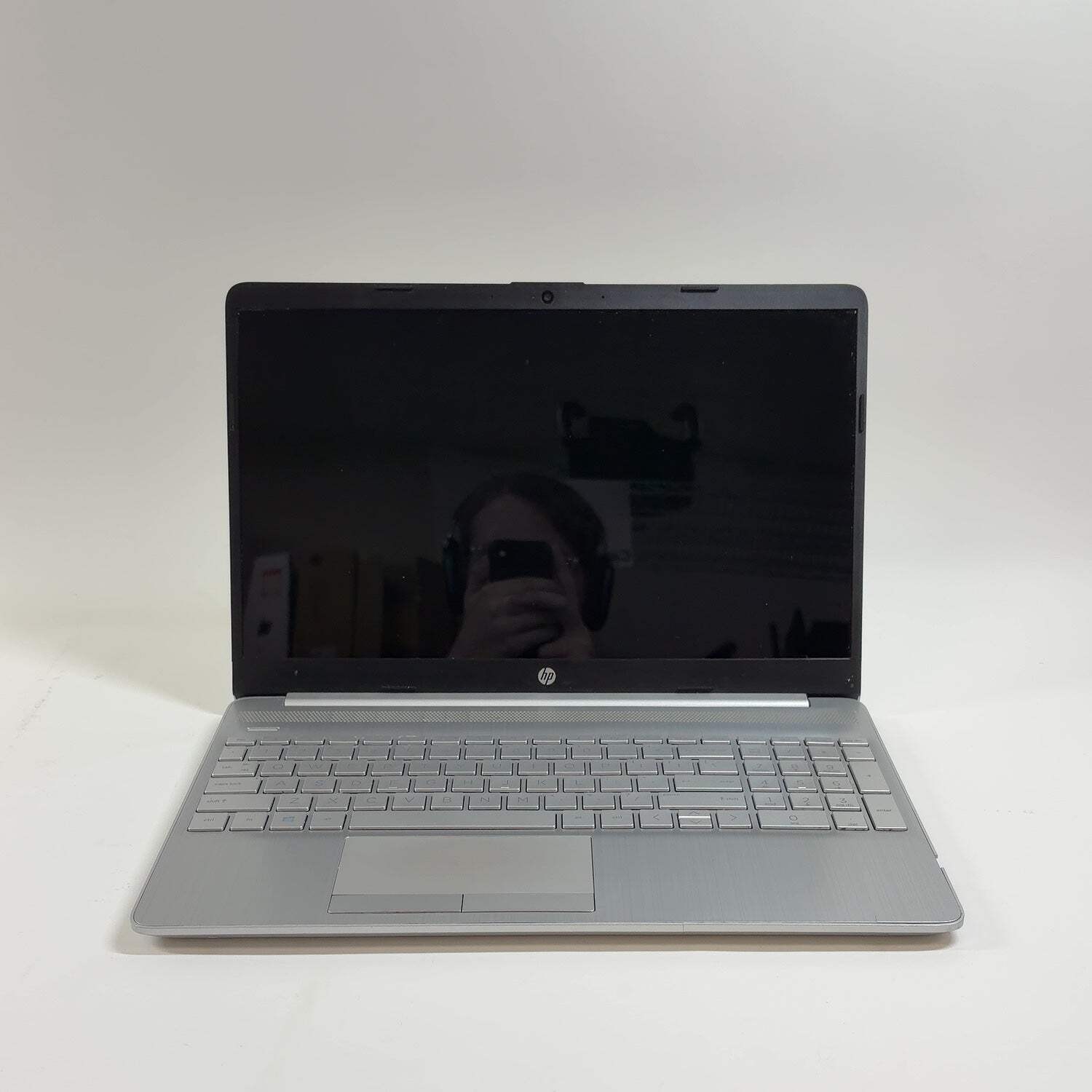 HP Laptop 15Z-GW000 15.6″ Athlon Silver 3050U 2.3GHz 6GB RAM 1TB HDD