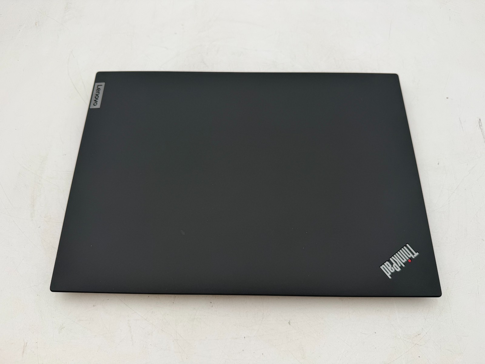 Lenovo ThinkPad P16s Gen 2 16″ 512 GB SSD 16 GB RAM Ryzen 5 Pro 7540U AMD 740M