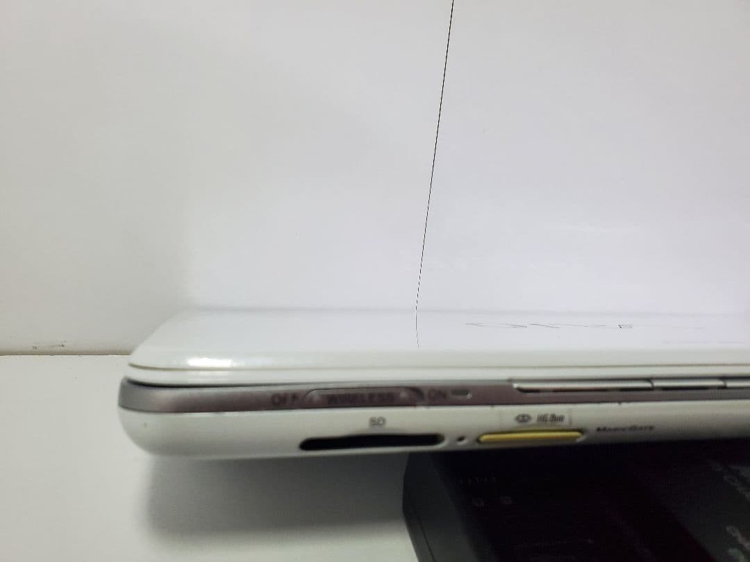 SONY VAIO type P VGN-P50 Windows XP Pocket Style Portable UMPC White