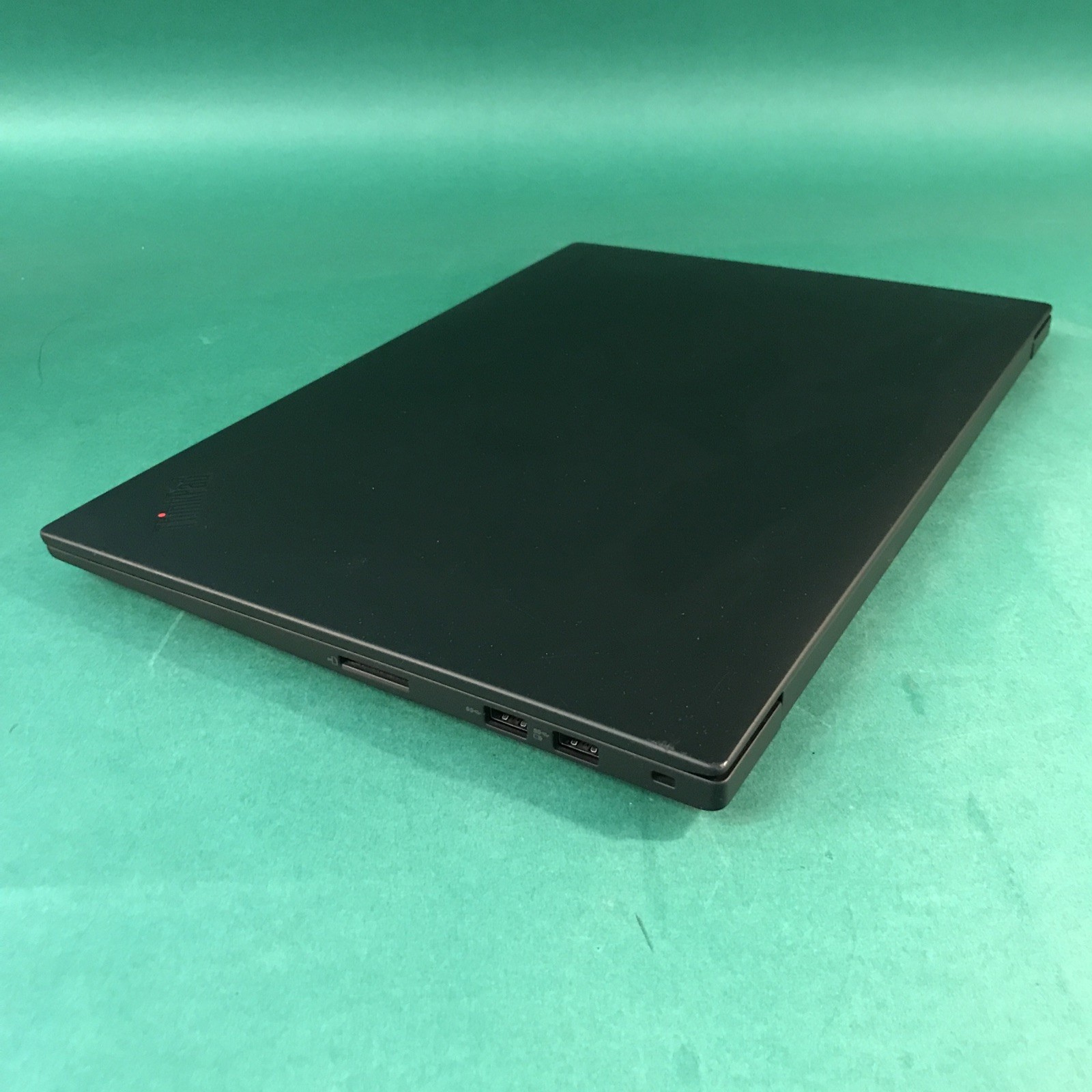 Lenovo ThinkPad P1 Gen 5 Intel i9-12900H 8GB RAM 1TB NVME Nvidia RTX 3080 W11PRO