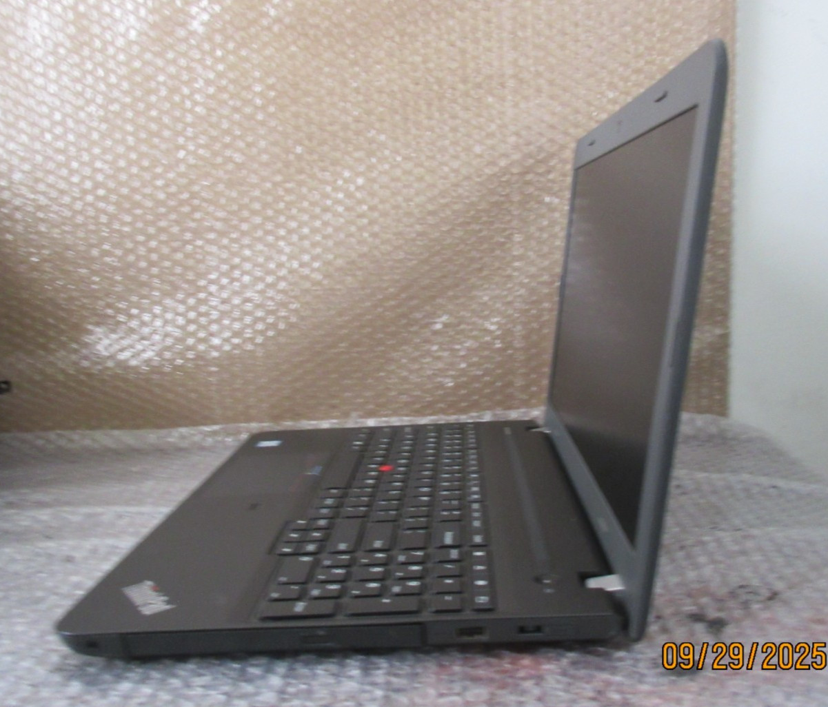 Lenovo ThinkPad E560 i5-6 4GB RAM 128 SSD W10P LAPTOP NO BATTERY.