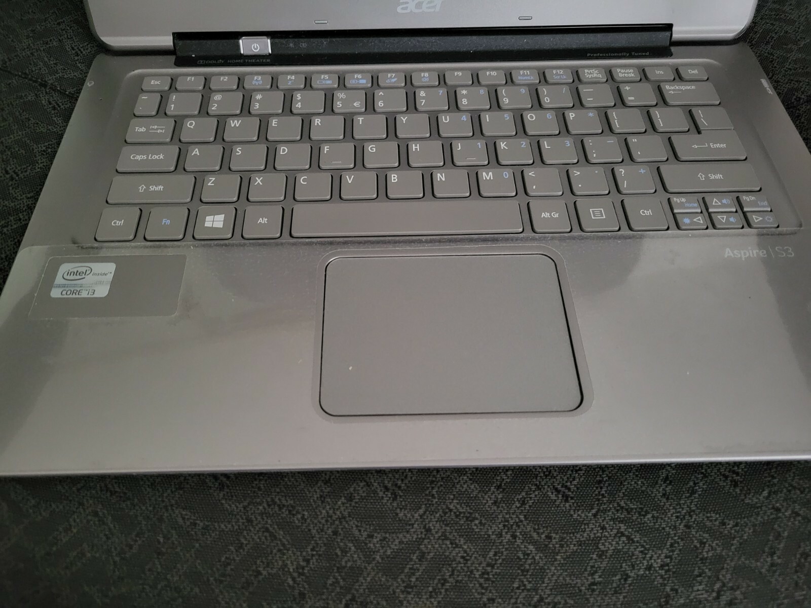 Acer Aspire S3-391-6048 13.3in i3-2367M 4GB RAM 120GB SSD + 20GB On-board SSD