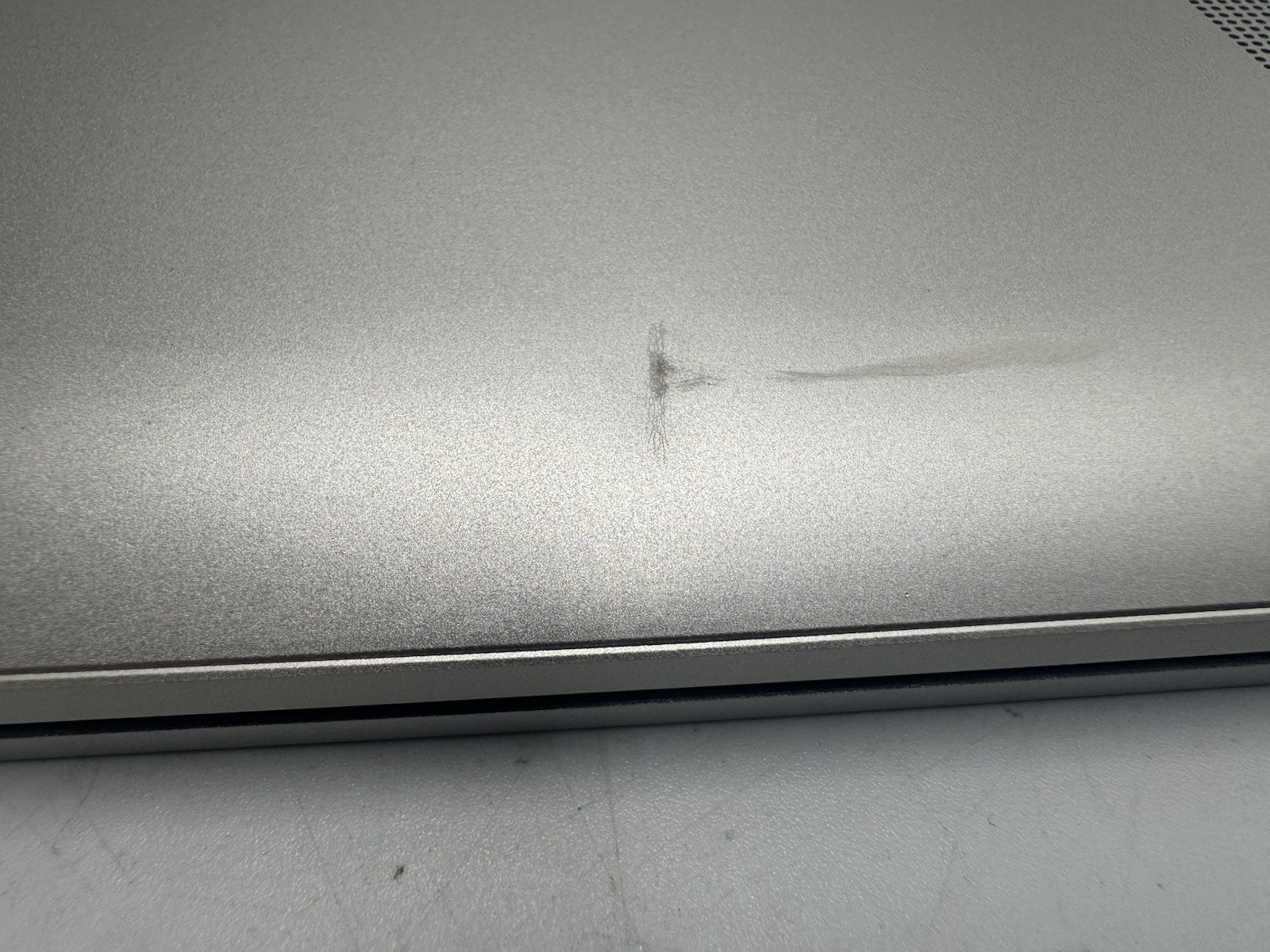 Samsung Galaxy Book3 15.6 i7-1355U 16GB 512GB Windows 11 Used 100% Battery