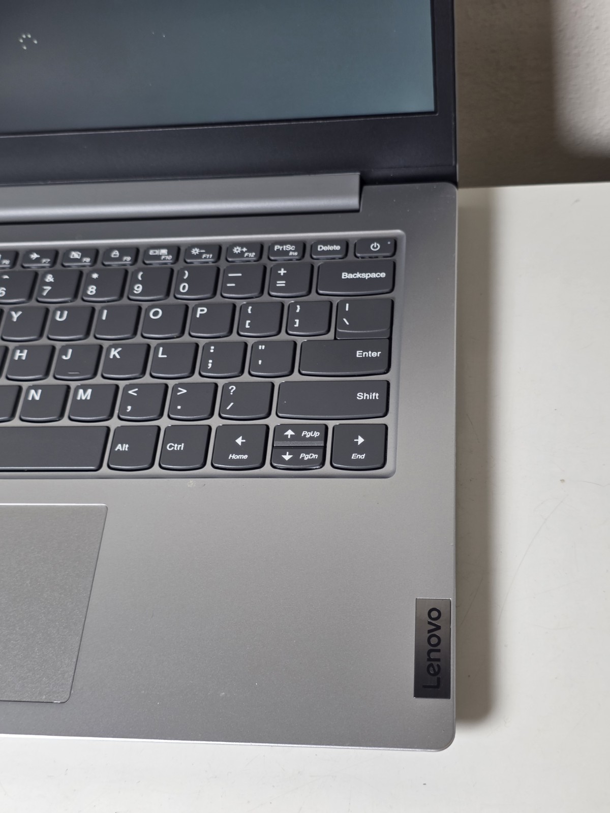 Lenovo Ideapad Slim 1 14AST-05 14″ A6-9220e 1.6GHz 4GB RAM 64GB SSD