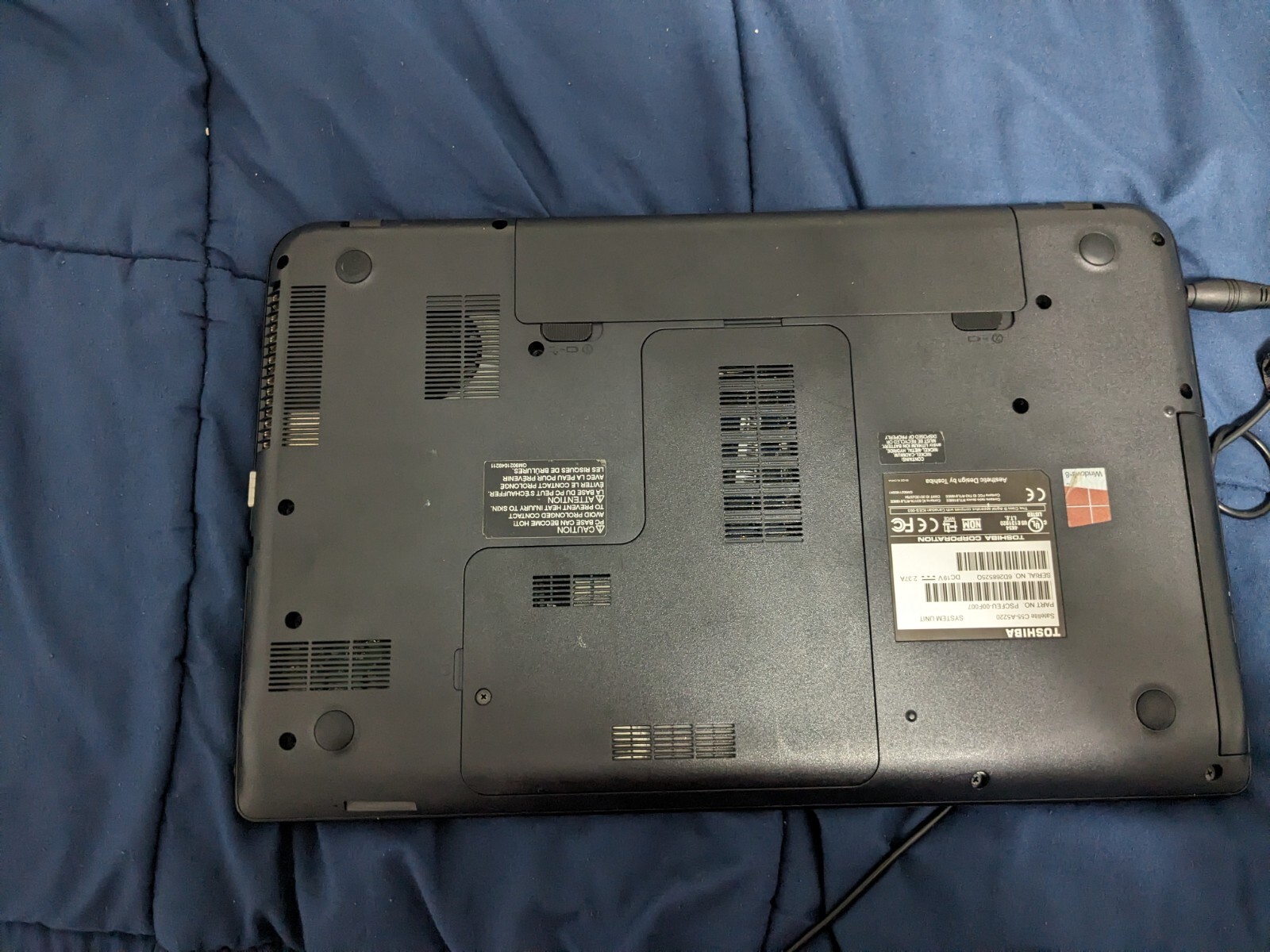 Toshiba Satellite C55-A5220 Celeron 1037U 1.8GHz 2 GB Has HD/BAT