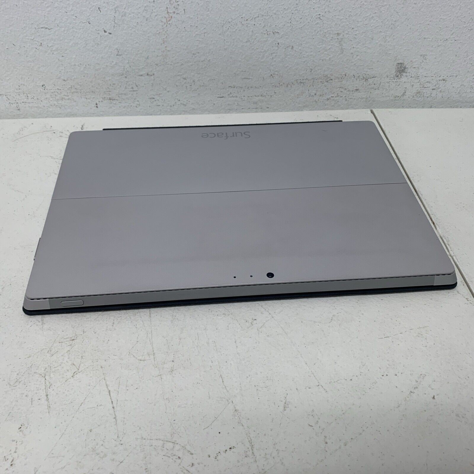 Microsoft Surface Pro 1796 i5-7300U 2.60GHZ 4GB RAM 128GB SSD WIN 11