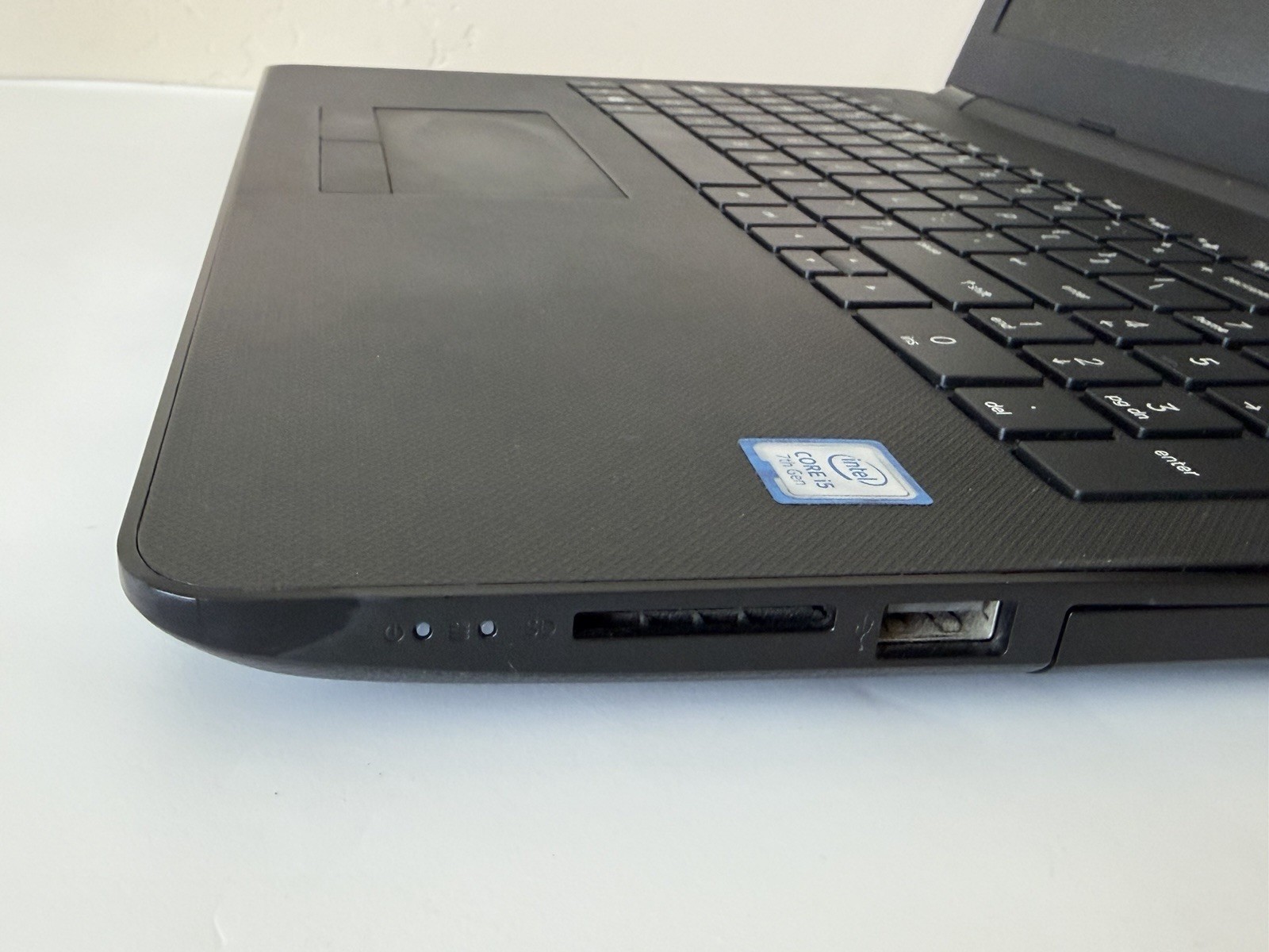 HP 15-bs016dx 15 Intel Core i5 7th Gen. Laptop Read Description
