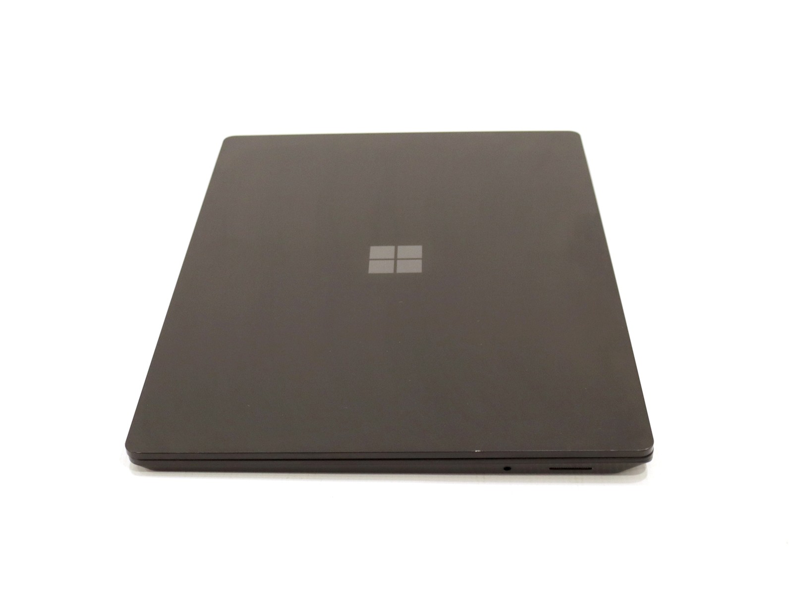 Microsoft Surface Laptop 6 2035 15″ 2.5K Touch Ultra 7 165H 16GB 512GB NVMe W11P