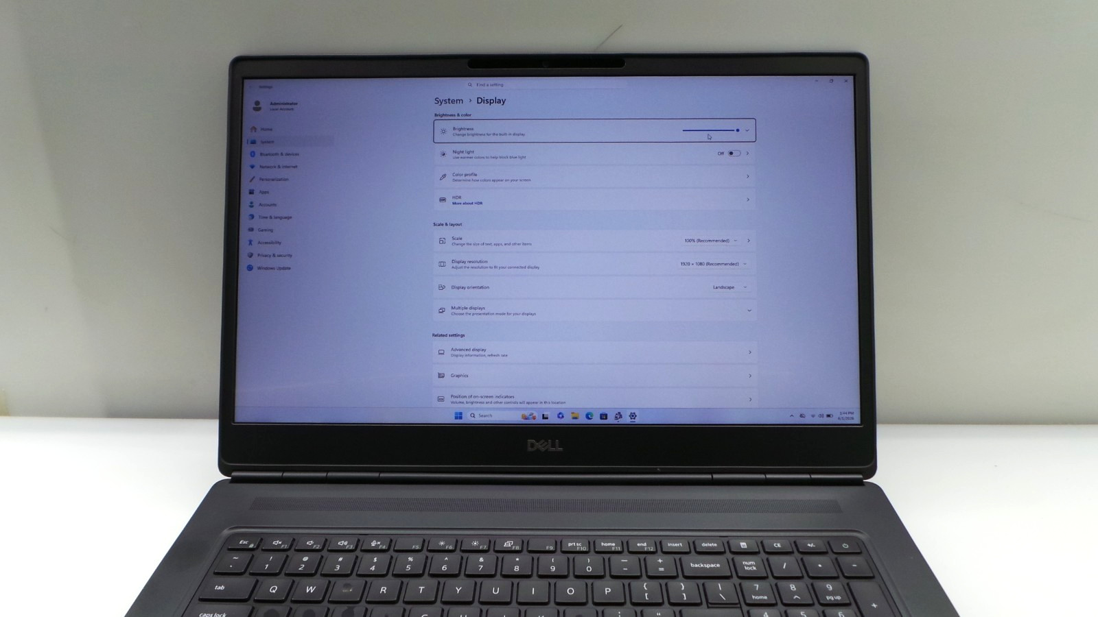 Dell Precision 7750 | 17.3″ | i7-10875H | 72GB 1TB SSD | RTX 3000