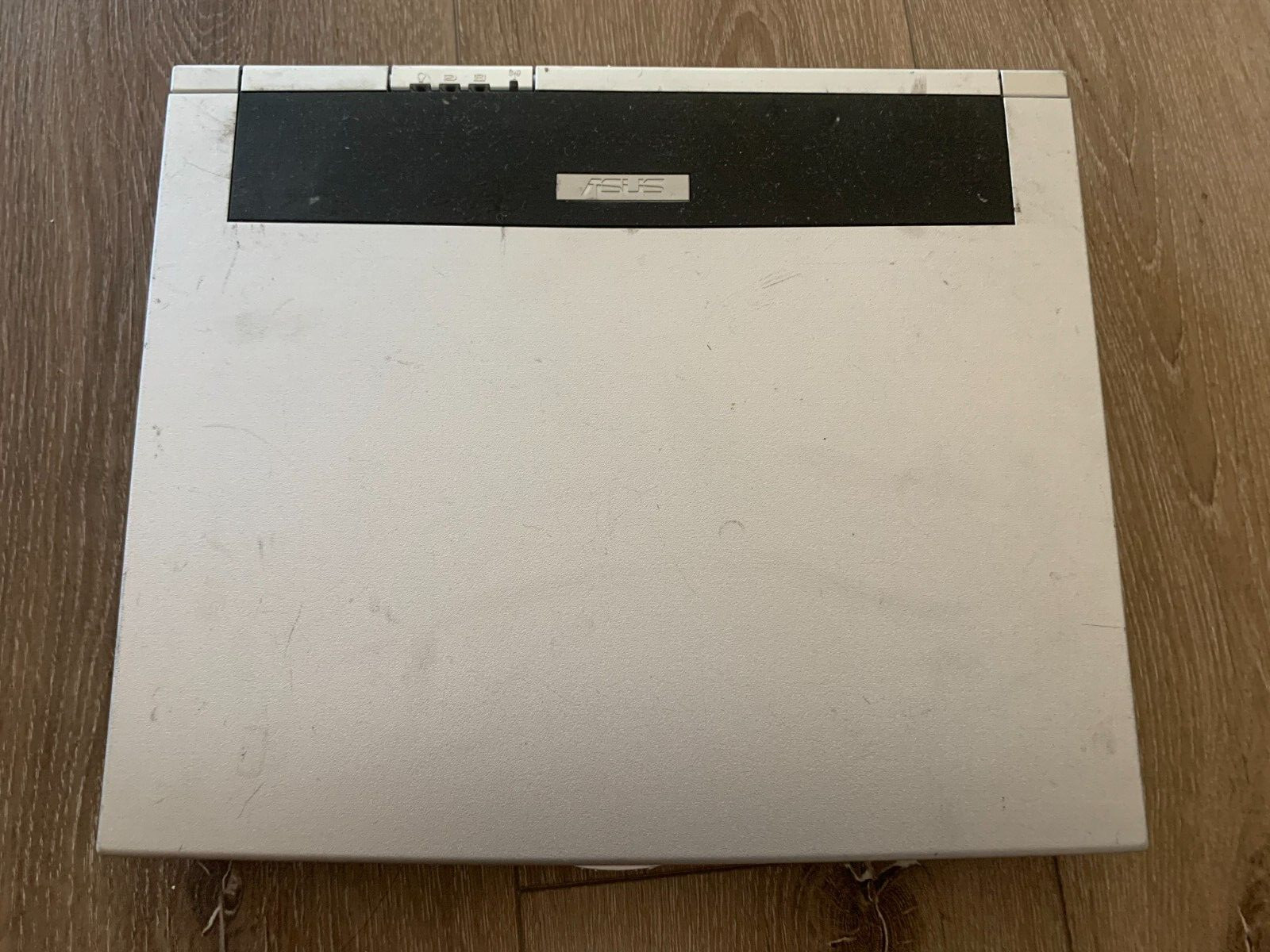 ASUS L2000 Unknown CPU(max speed:1400MHz) 256MB RAM-MISSING PARTS-BOOT TO BIOs
