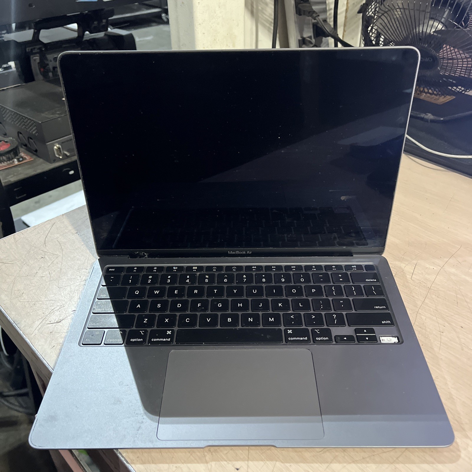 APPLE MACBOOK 13″ SCISSOR, 2020 CORE I3-1000NG4 1.1GHZ 8GB RAM 256SSD