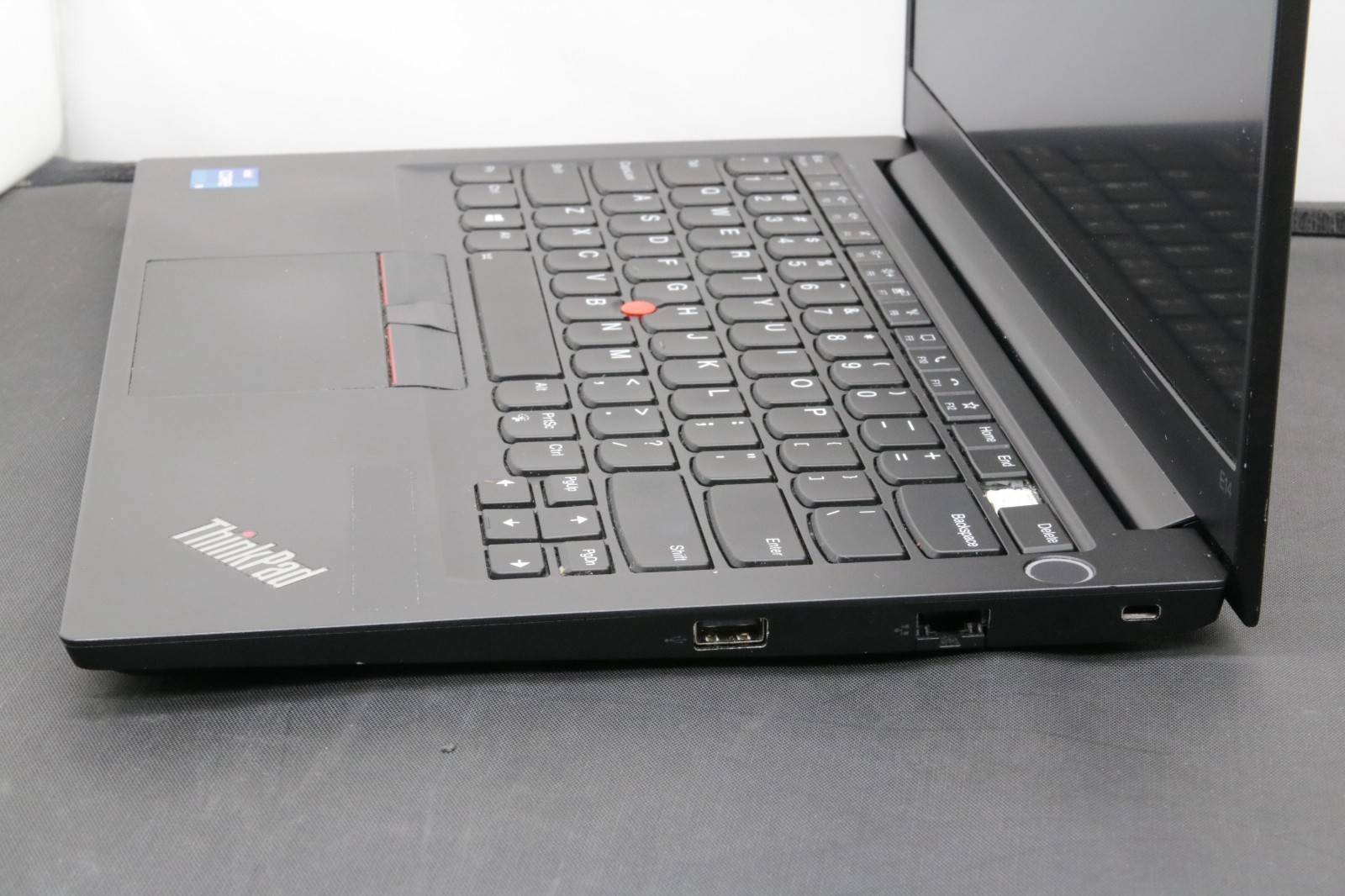 Lenovo ThinkPad E14 Gen 2 – i5-1135G7 – 256GB, 8GB, Windows 11 – Bad Battery/Key