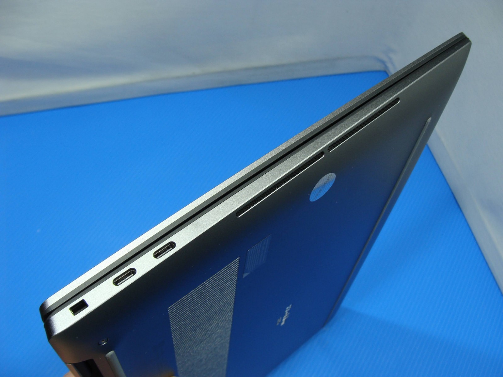 Dell Precision 5570 15.6″FHD+ core i7-12800H 2.4GHz 64Gb 512GB RTX A1000 Win11P