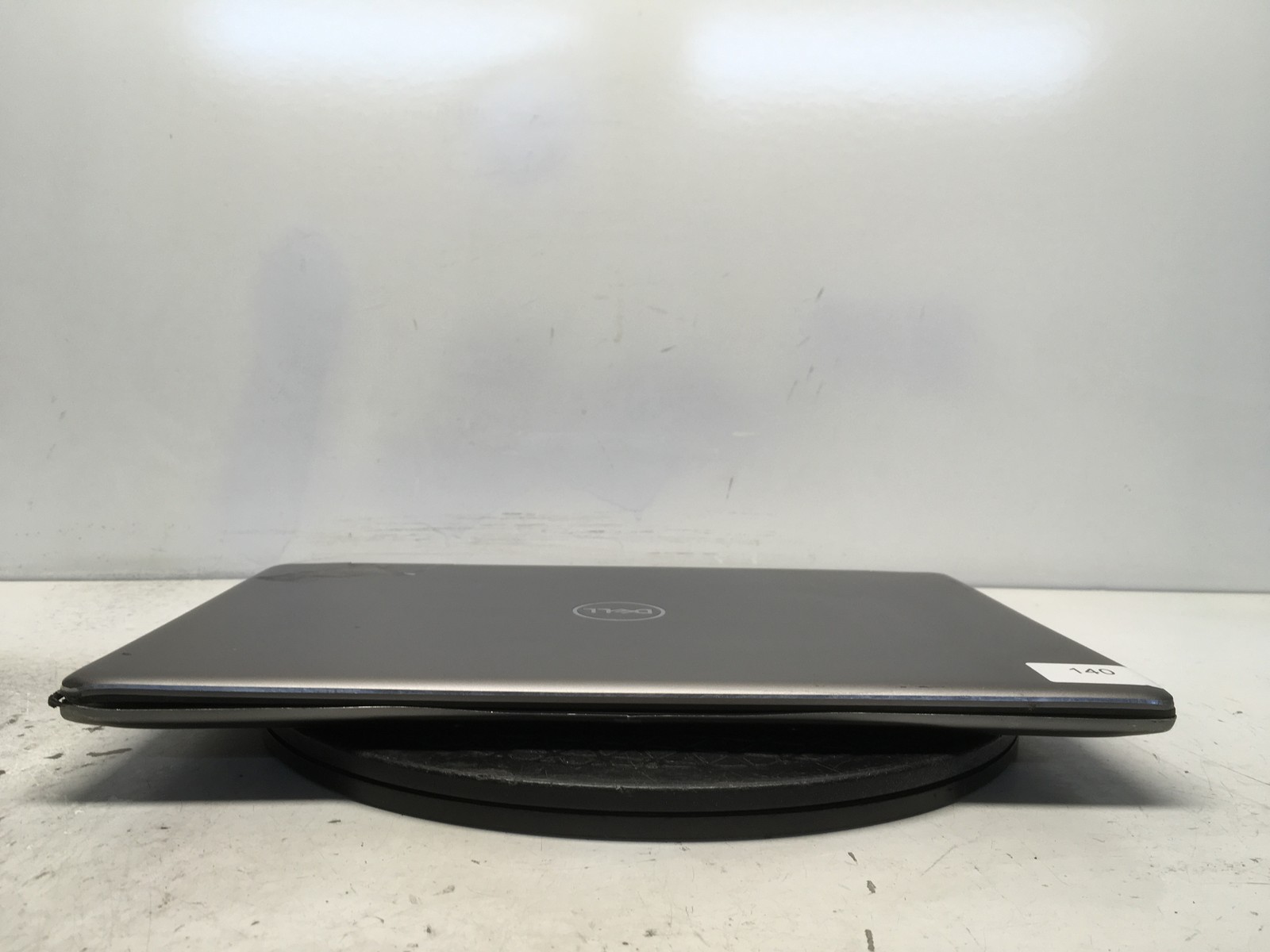 Dell Inspiron 7573 Intel i5-8250U 1.6GHz No RAM NO HDD No Batt