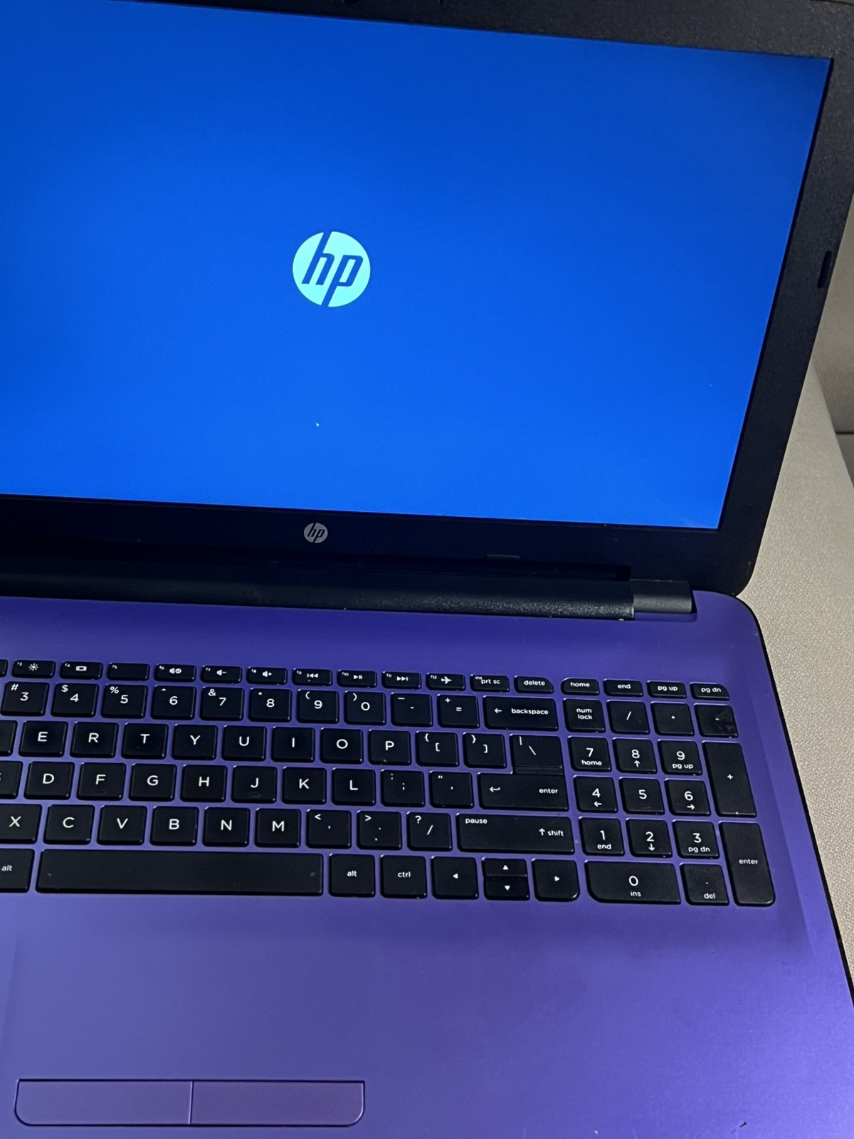HP Notebook 15-AY021DS Pentium N3710 1.6GHz 15.6″ Laptop 8GB DVD, New Batt, 1 TB