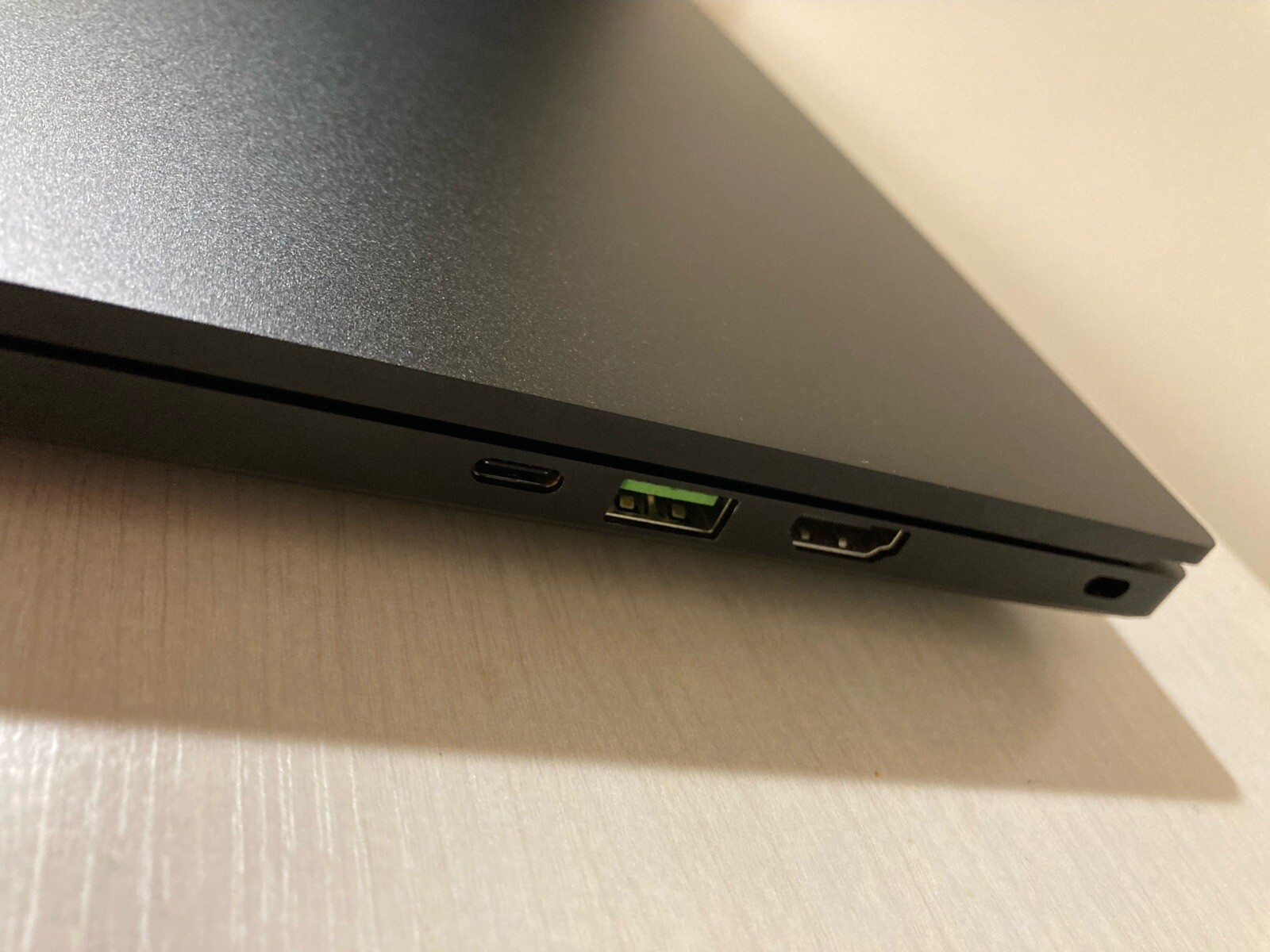 Razer Blade 15.6″ 512GB SSD , i7 10th Gen., 5.10GHz, 16GB RTX 2070 Super Max-Q