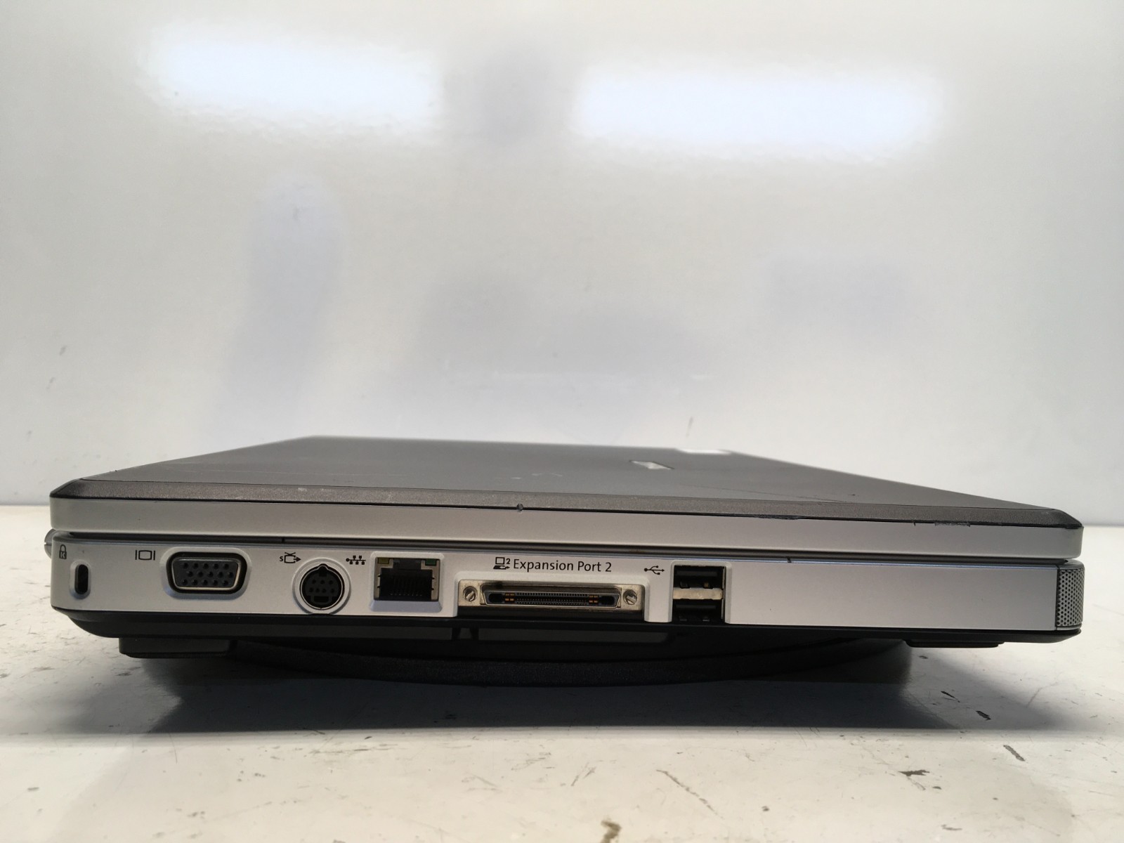 Compaq Presario V5207NR Intel Celeron M 410 1.46GHz 512 MB NO HDD