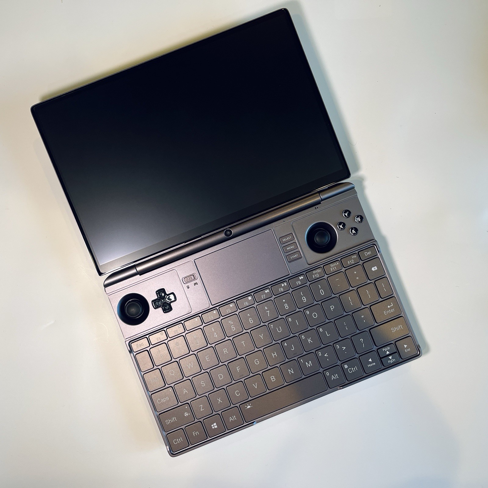 GPD WIN Max 2 2025 8840U | 64GB + 2TB