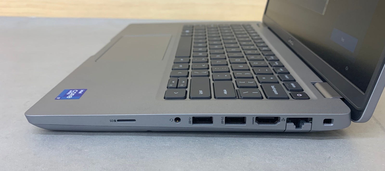 Dell Latitude 5421 14″ Intel i7-11850H 2.5GHz 16GB RAM 512GB SSD Win10Pro *READ*