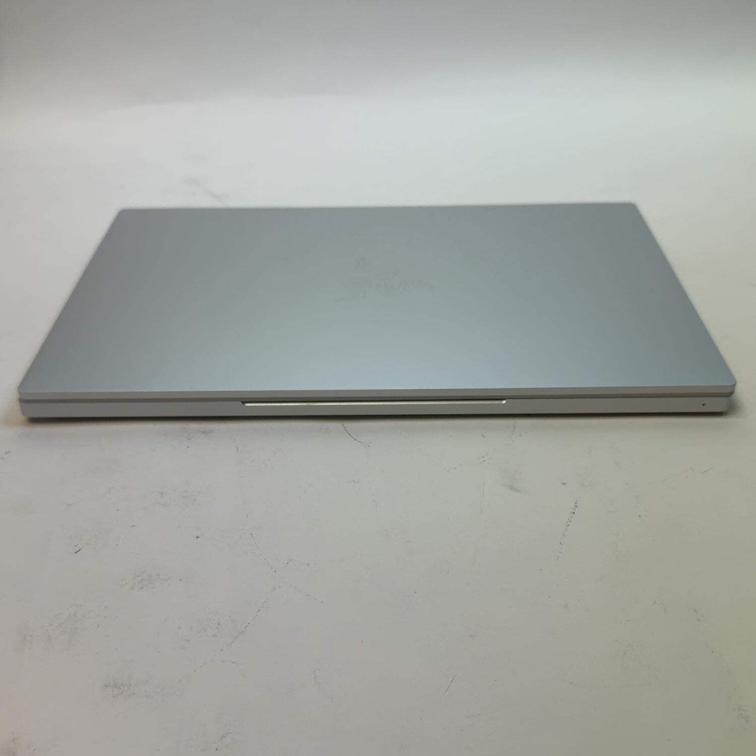 Razer Book 13 RZ09-0357 13.4″ i5-1135G7 2.4GHz 8GB RAM 256GB SSD Intel Arc A370M