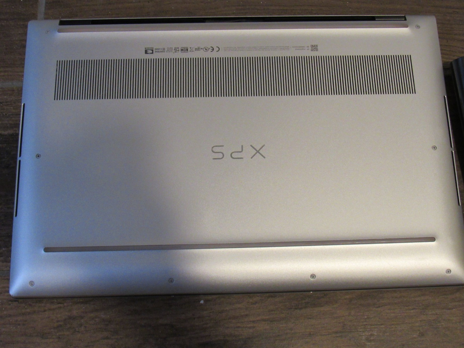 Dell XPS 15 9520 i9-12900HK FHD+ 16GB RAM 512GB SSD RTX 3050 Ti EXCELLENT