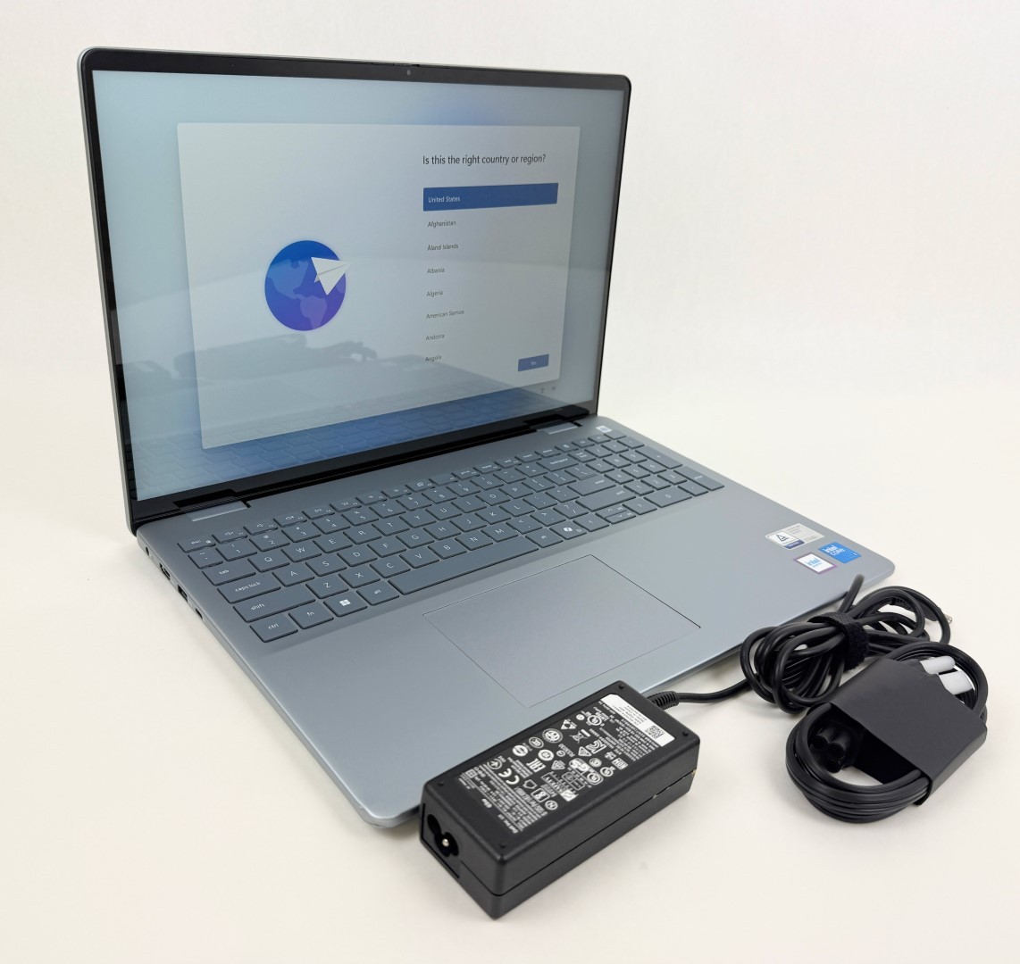 Dell Inspiron 5640 16″ 1920×1200 Touch Core 7 150U 32GB 1TB SSD W11H – Dents