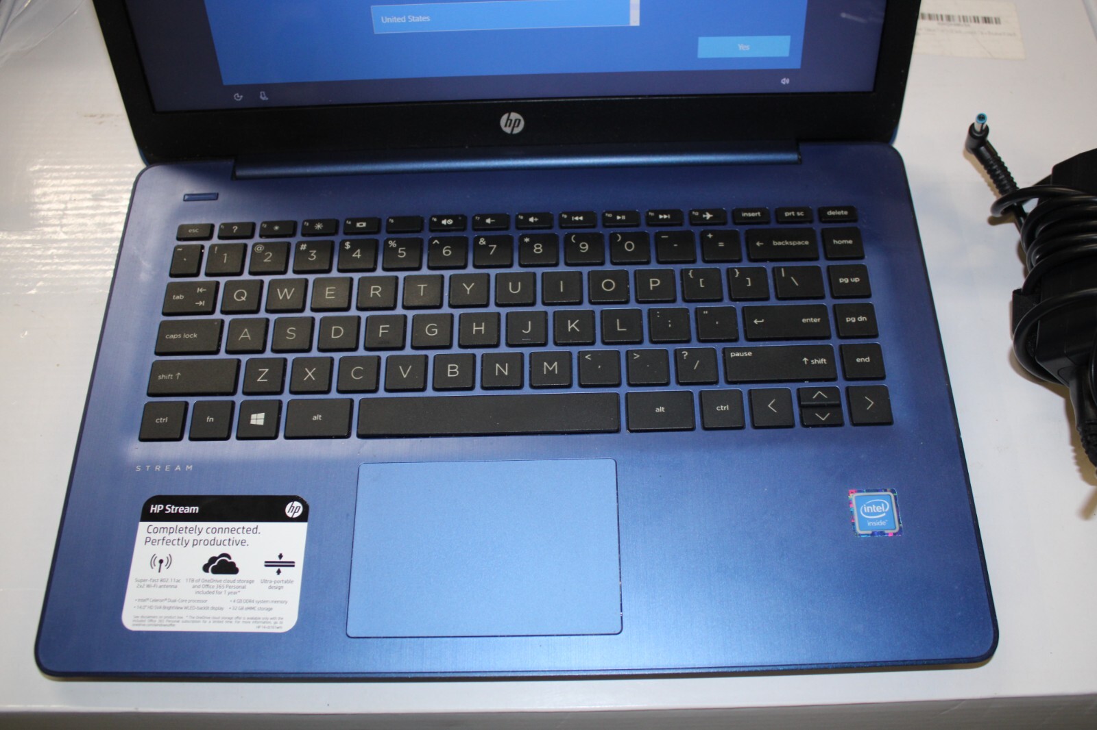 HP STREAM 14-CB161WM 32GB/4GB/1.6GHZ INTEL EMMC 14″ FREE SHIPPING
