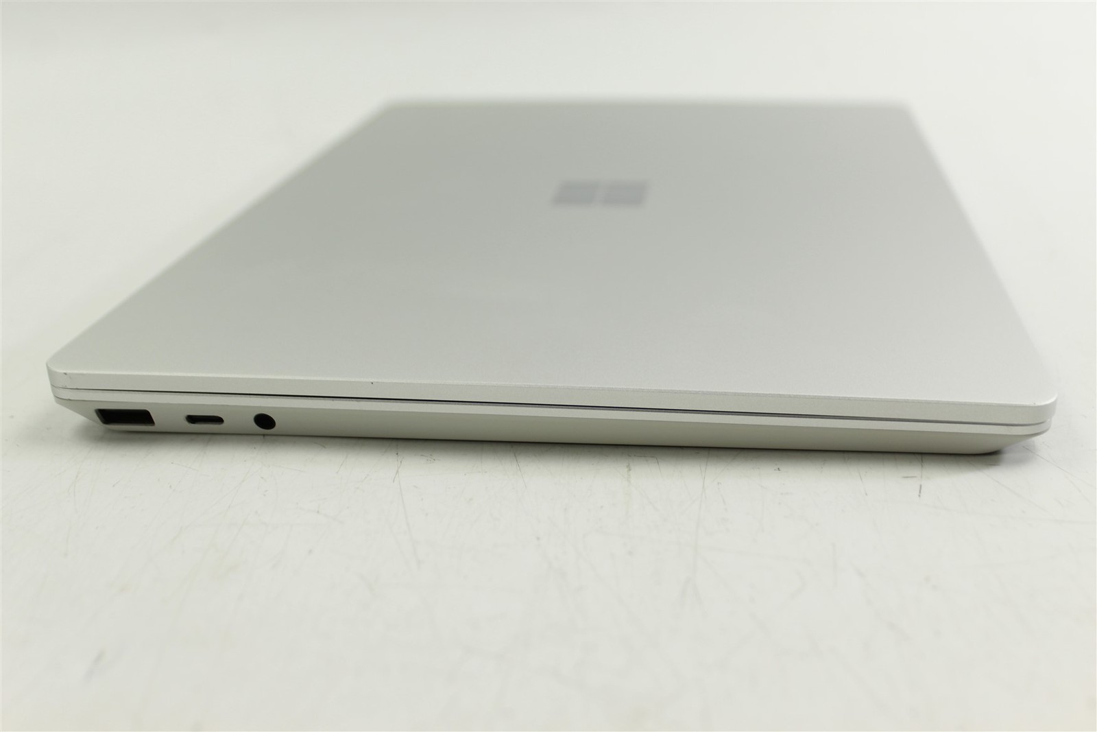 Microsoft Surface Laptop Go 2 2013 12.4″ i5-1135G7 256GB SSD 16GB RAM W11H