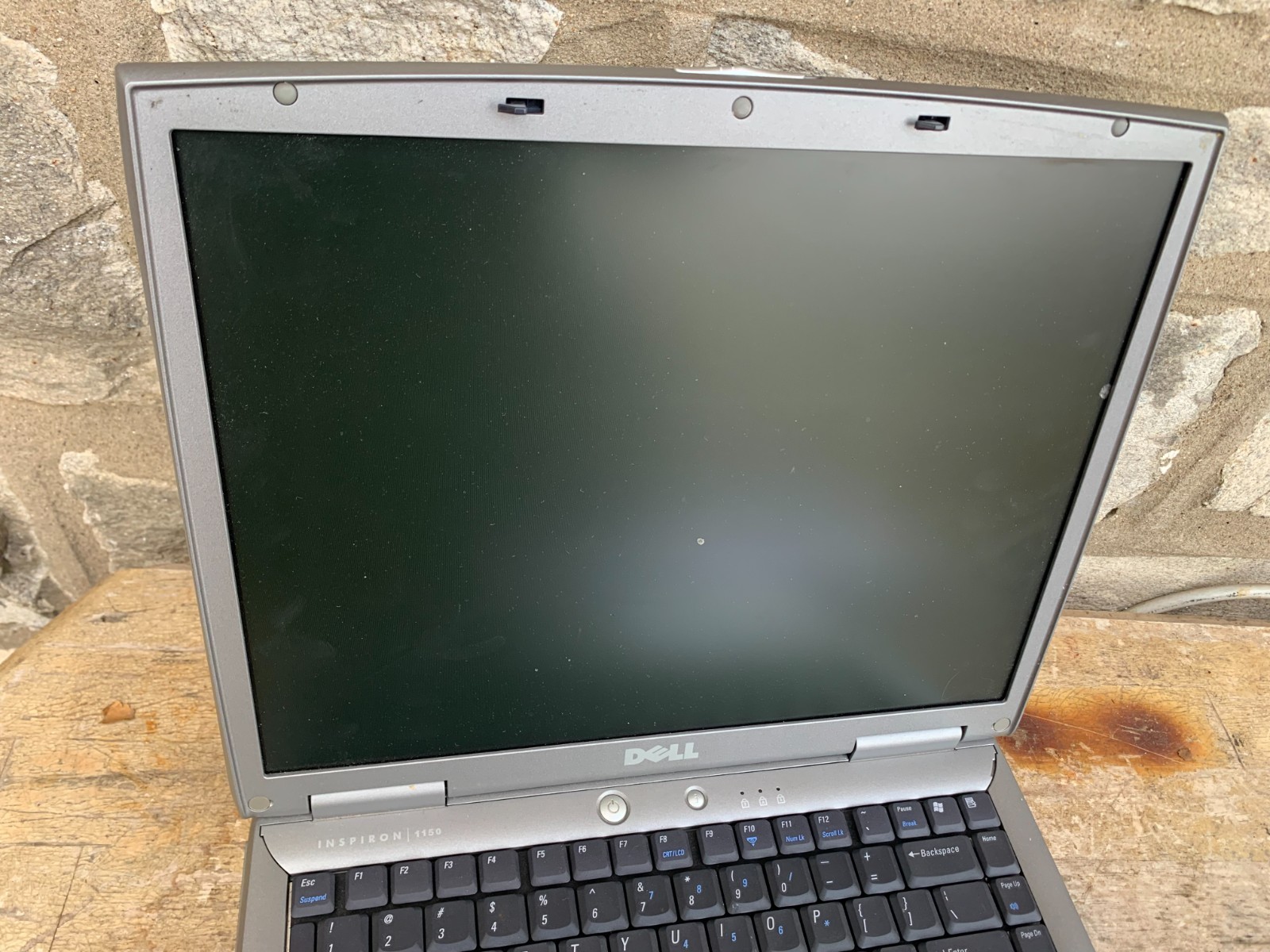 Dell Inspiron 1150 Laptop Notebook Computer 14″ Intel Pentium AS IS UNTESTED