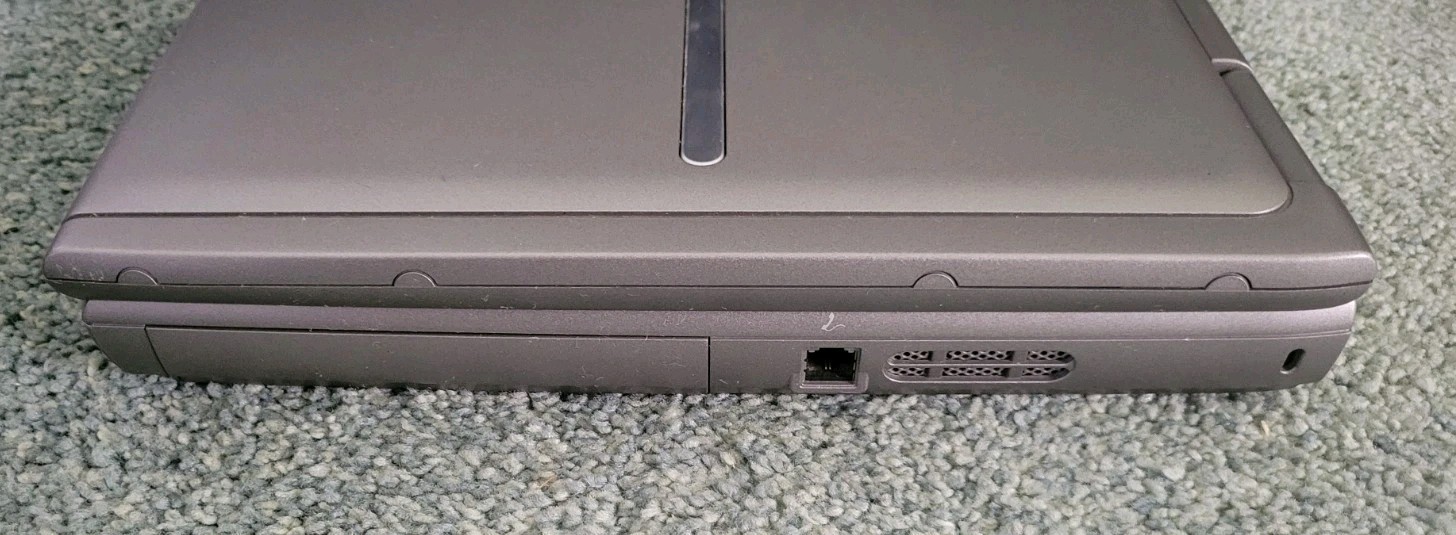 Dell Inspiron 1150 15.4″ Intel Pentium 4 2.66GHz 512MB RAM 30GB HDD Win XP