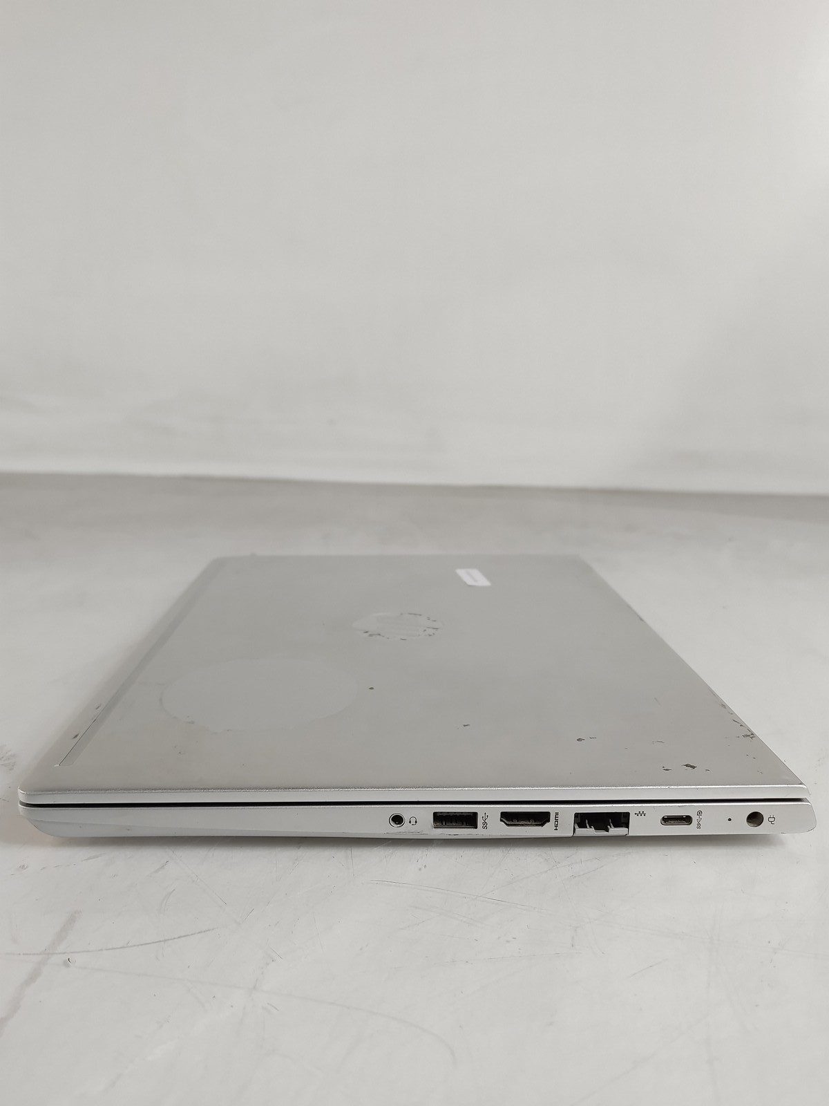 HP ProBook 430 G6 Core i7-8565U 1.80 GHz 8 GB DDR4 No HDD