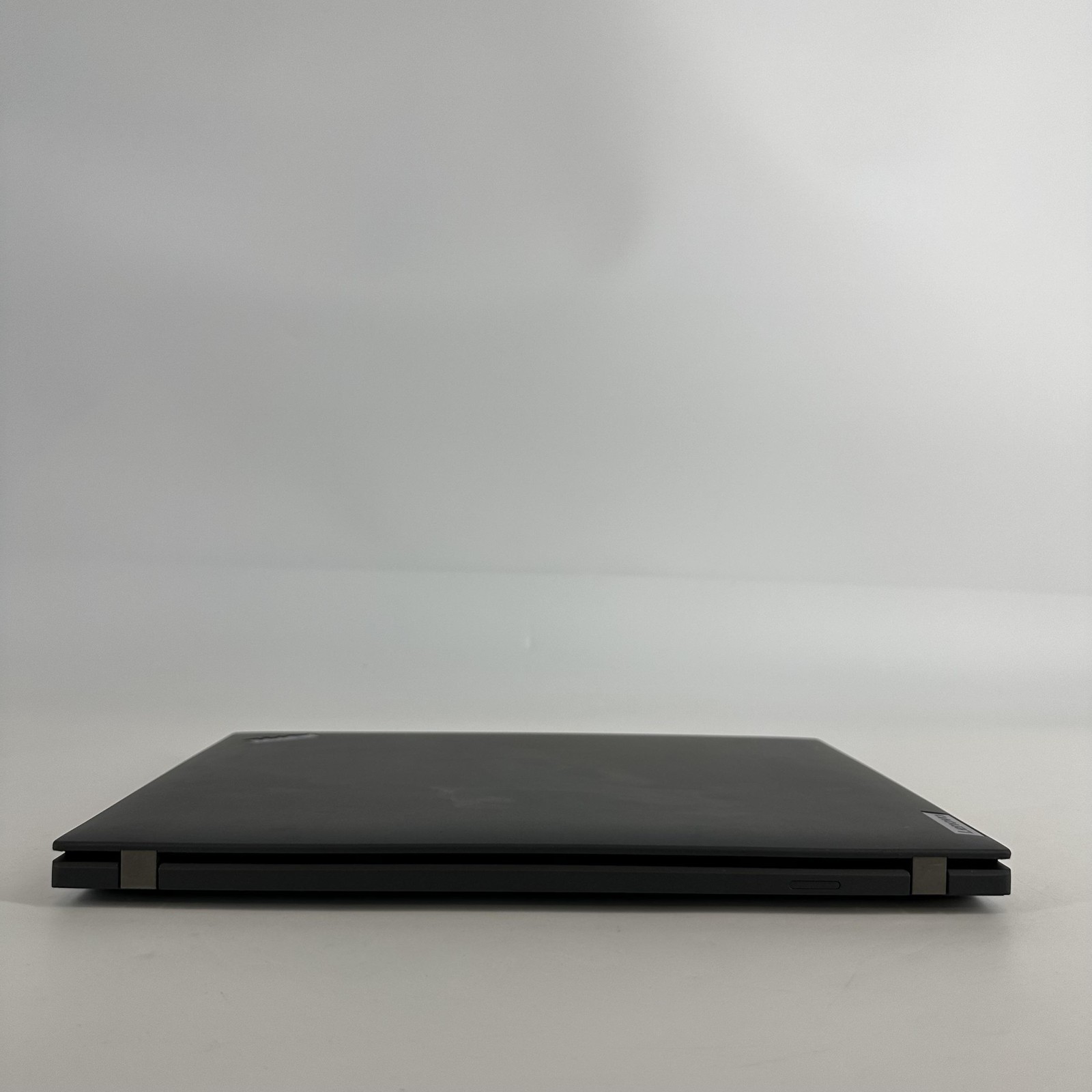 Lenovo ThinkPad T14 Gen 3 Black FHD+ 2.7 GHz Ryzen 7 PRO 6850U 16GB 1TB SSD Good