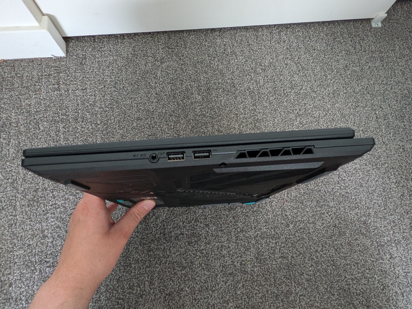 GIGABYTE A16 Gaming Laptop – RTX 5050 – AMD Ryzen 7 170- 512GB SSD – 16GB RAM