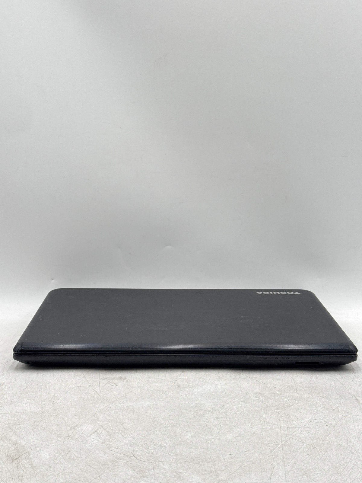 Toshiba 15.6″ satellite C55-A5310 laptop For parts – No Power