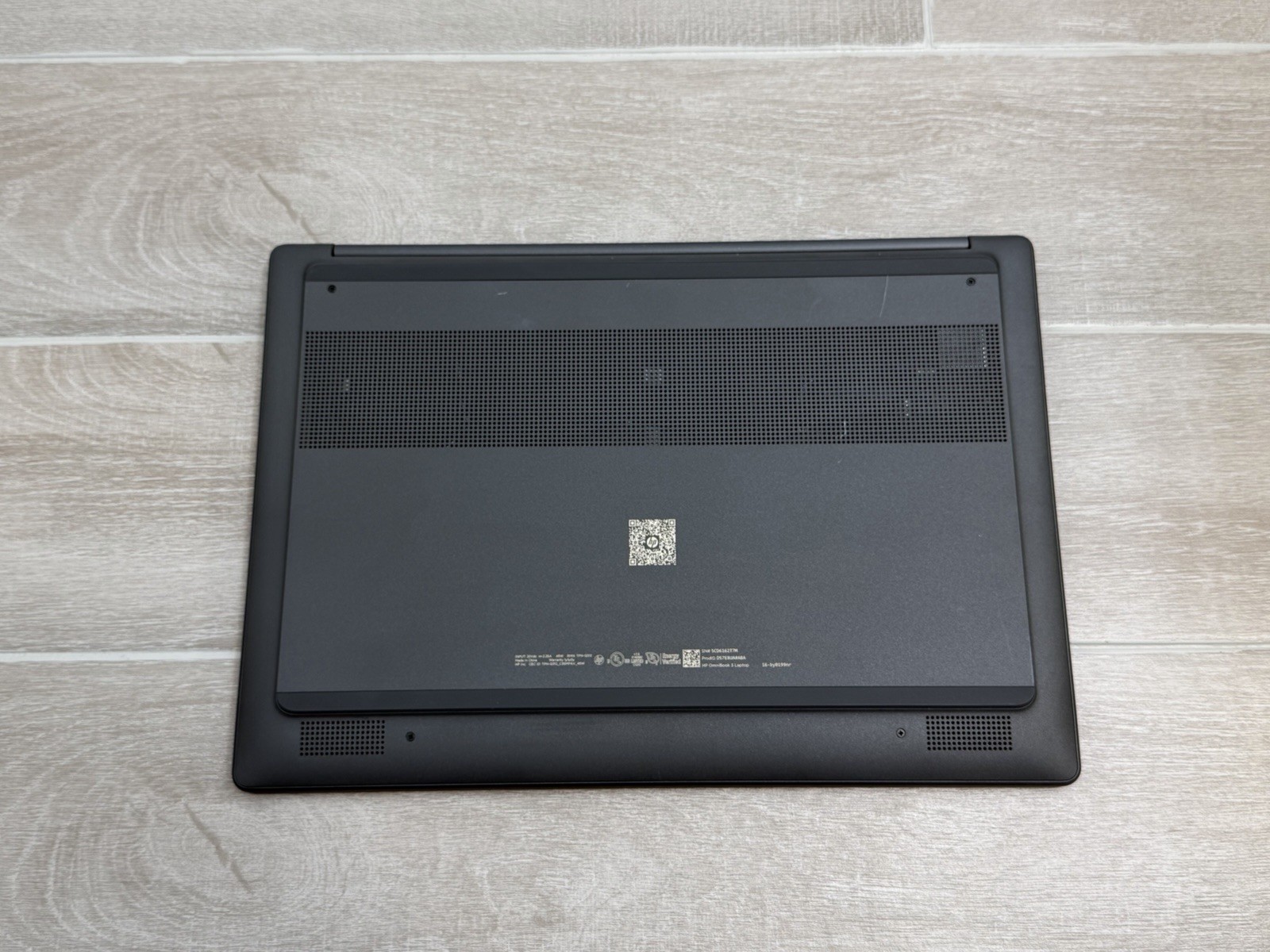 HP OmniBook 3 16″ WUGA Touch Laptop Ryzen 3 30 8GB RAM 256GB NVMe SSD