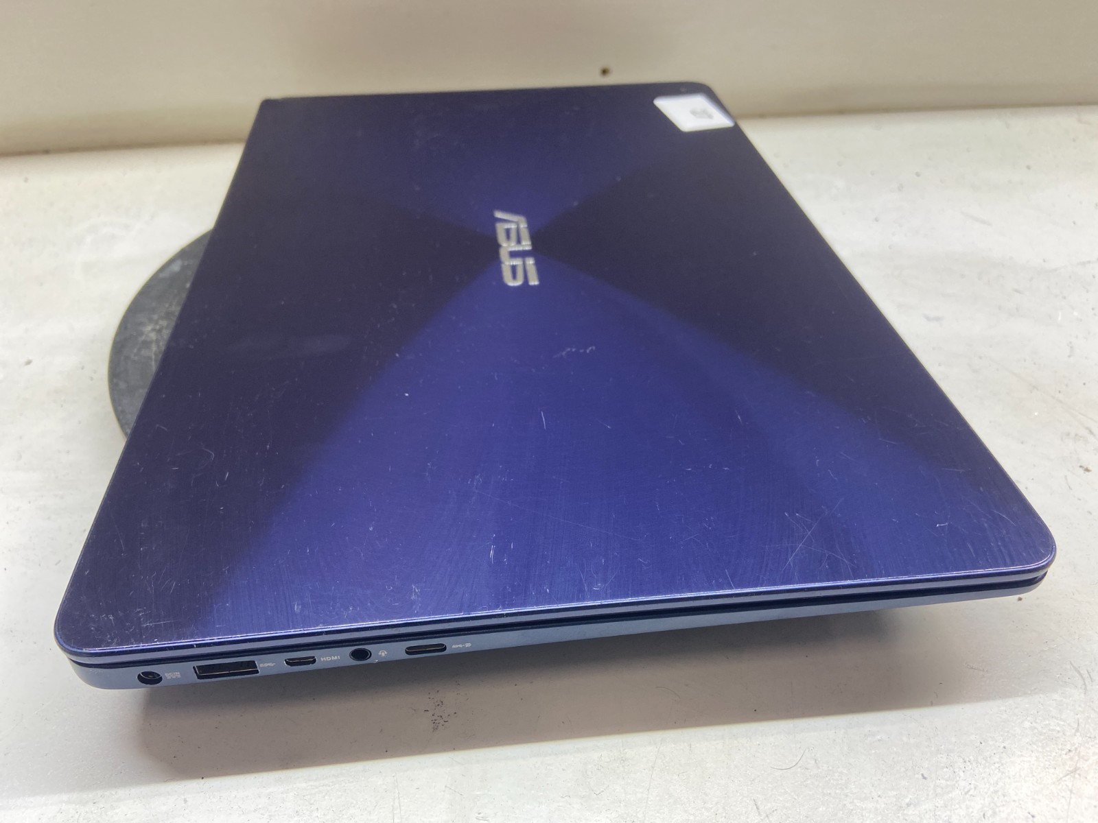 Asus Zenbook UX430U Intel Core i7-7500u 2.7GHz 8GB NO HDD