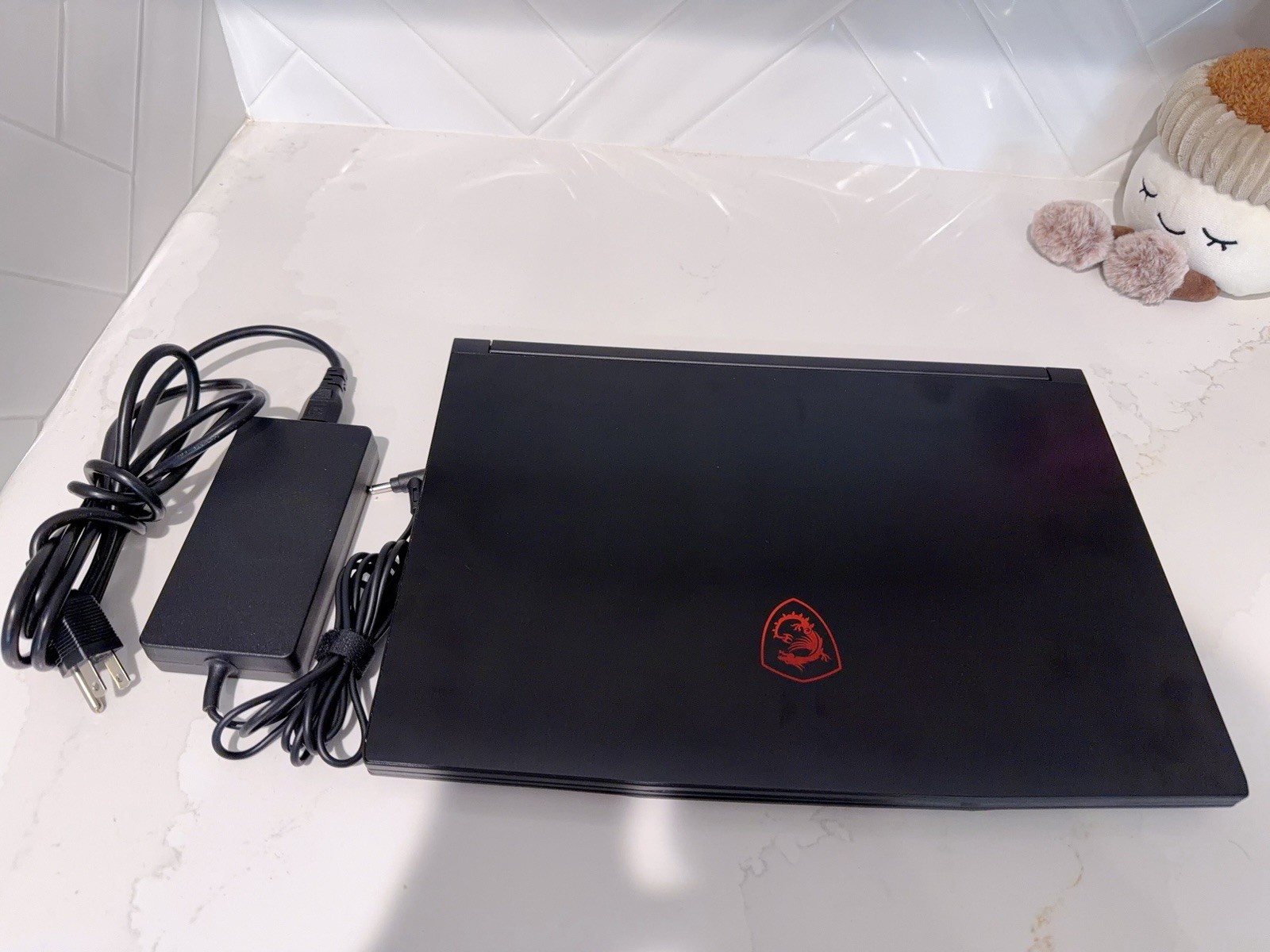 MSI GF63 thin 11UC 15.6″ FHD 144Hz i7-11800H RTX 3050 RAM updated 64GB/512GB