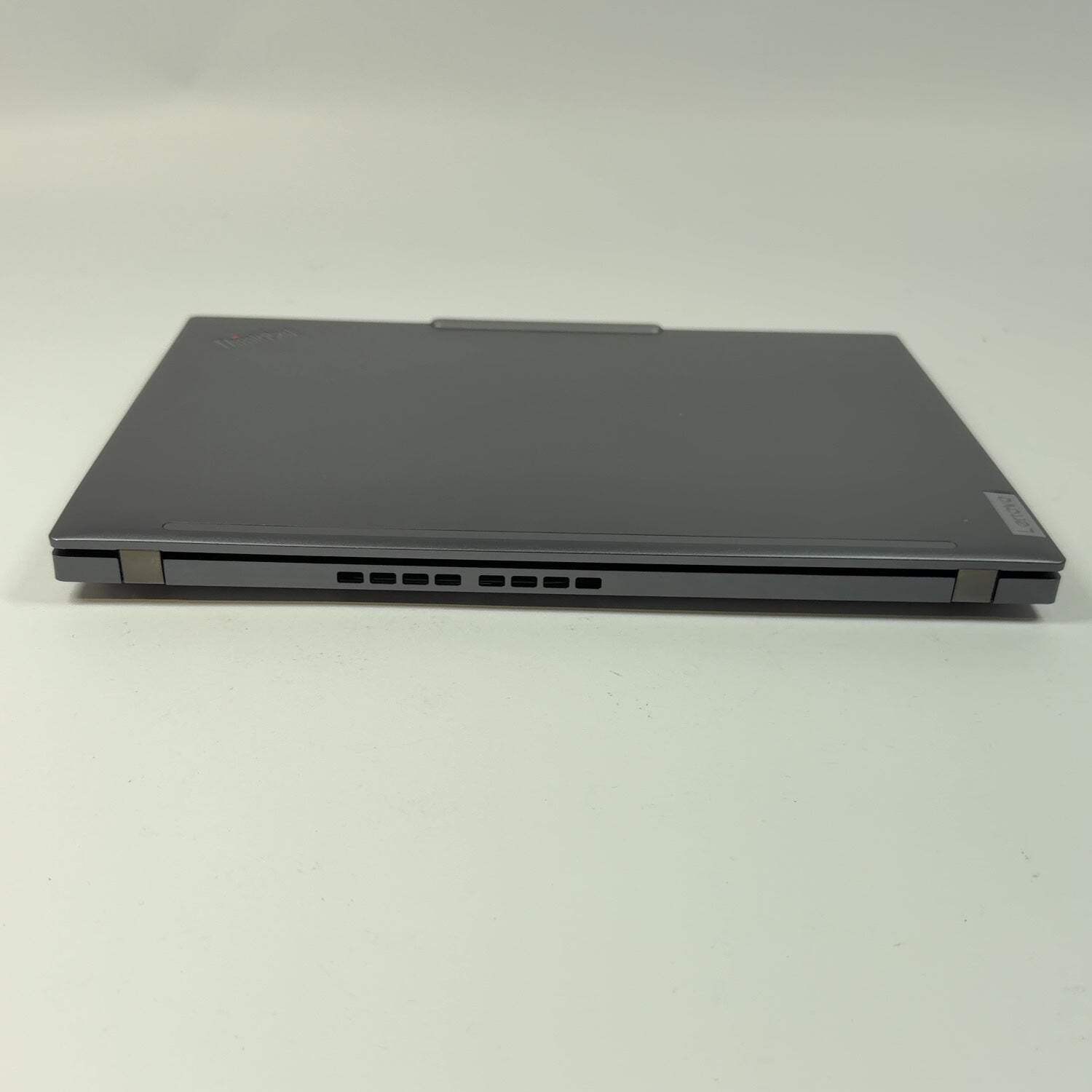 Lenovo ThinkPad X13 Gen 4 13.3″ Ryzen 7 Pro 7840U 3.3GHz 16GB RAM 512GB SSD