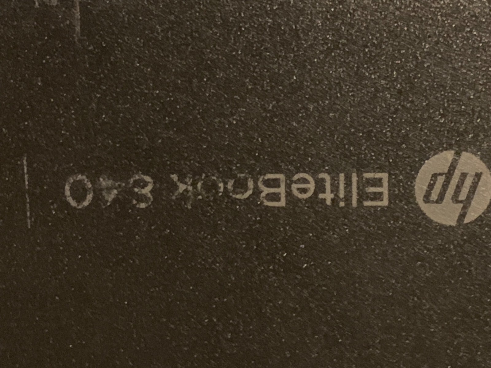 HP EliteBook 840 14″ (512GB SSD, Intel Core i5 6th Gen., 2.40 GHz, 16GB) Laptop