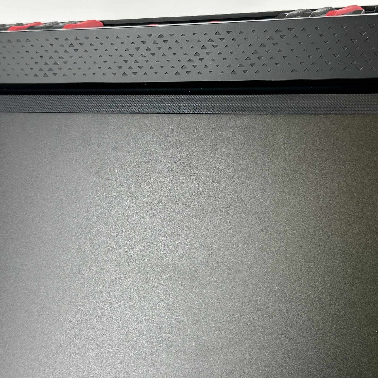 MSI Raider 18 HX AI 240Hz QHD+ 2.8 GHz Ultra 9 285HX 64GB 2TB SSD RTX 5080